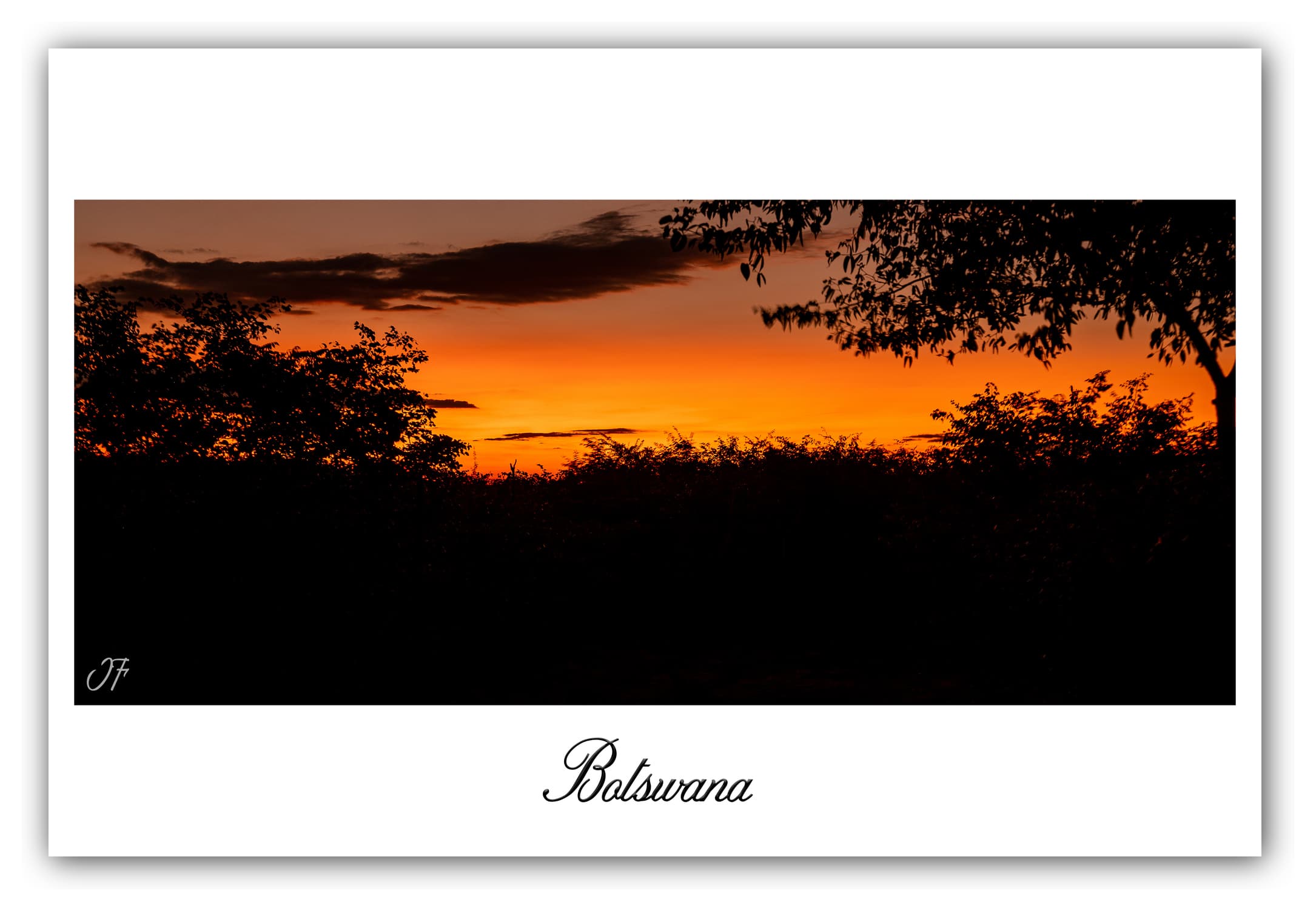 Poster Coucher de soleil - Botswana (Afrique Australe). Affiches Formats 30x40 cm, 40x60 cm, 50x70 cm. Impression sur Papier Photo. Décoration murale. Paysage. Animaux sauvages.