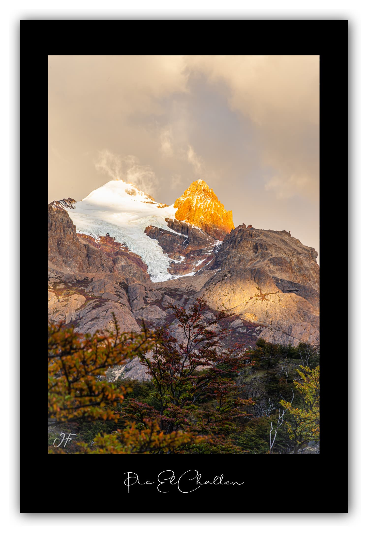 Poster Pic El Chalten - Patagonie (Argentine). Affiches Formats 30x40 cm, 40x60 cm ou 50x70 cm. Impression sur Papier Photo. Décoration murale. Nature. Paysage. Panorama. Montagne.