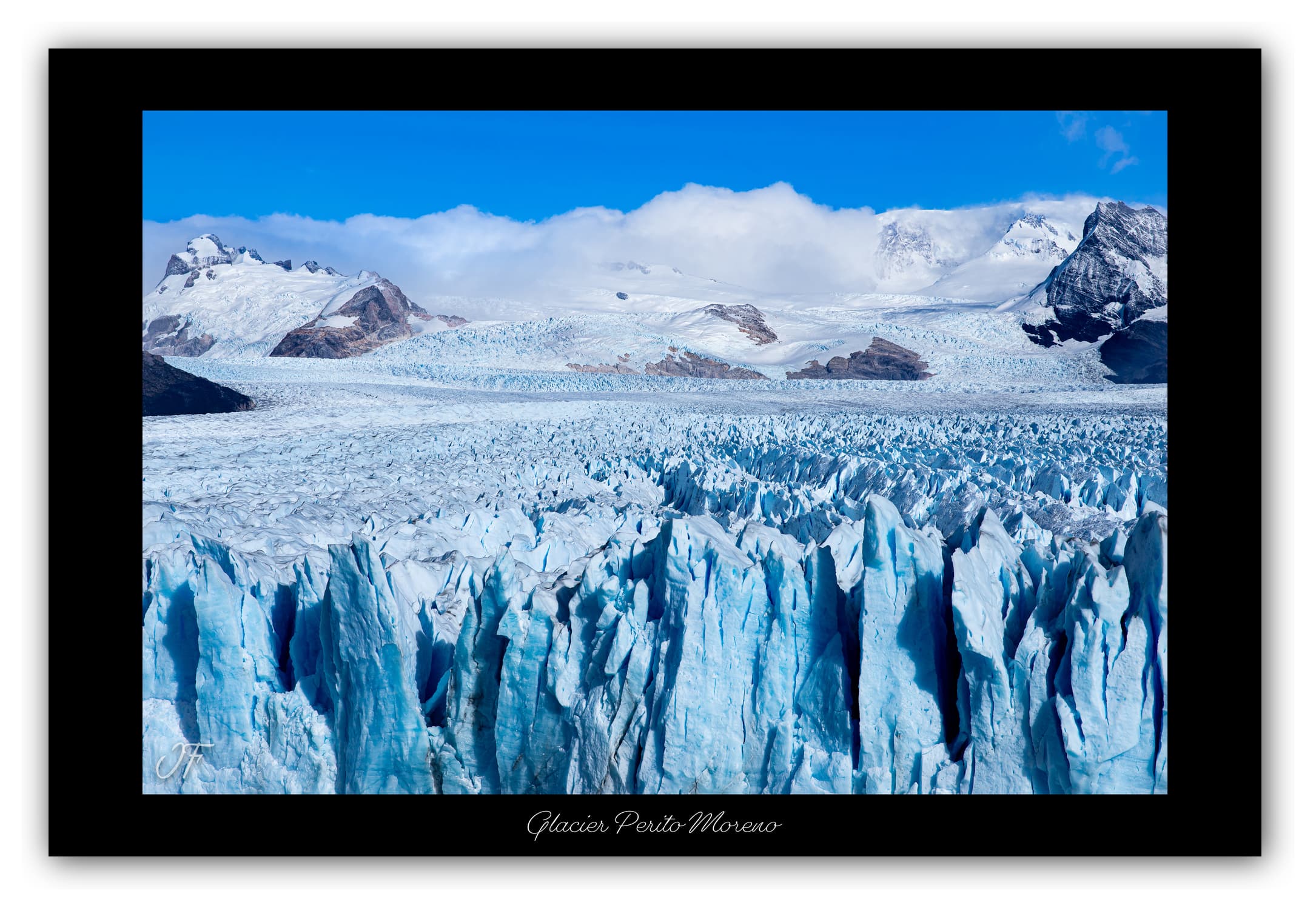 Poster Glacier Perito Moreno - Patagonie (Argentine). Affiches Formats 30x40 cm, 40x60 cm ou 50x70 cm. Impression sur Papier Photo. Décoration murale. Nature. Paysage. Panorama. Montagne.