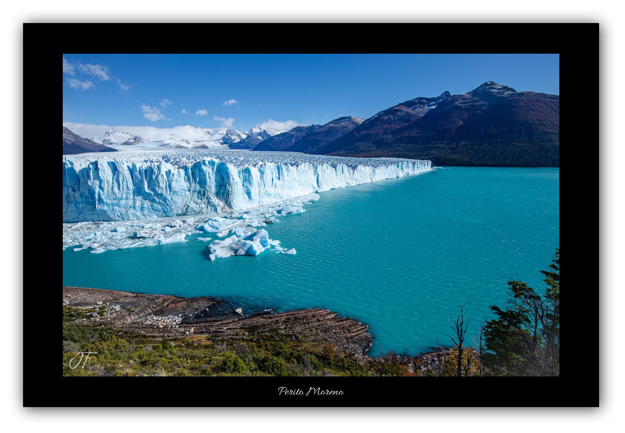 Poster Glacier Perito Moreno - Patagonie (Argentine). Affiches Formats 30x40 cm, 40x60 cm ou 50x70 cm. Impression sur Papier Photo. Décoration murale. Nature. Paysage. Panorama. Montagne.