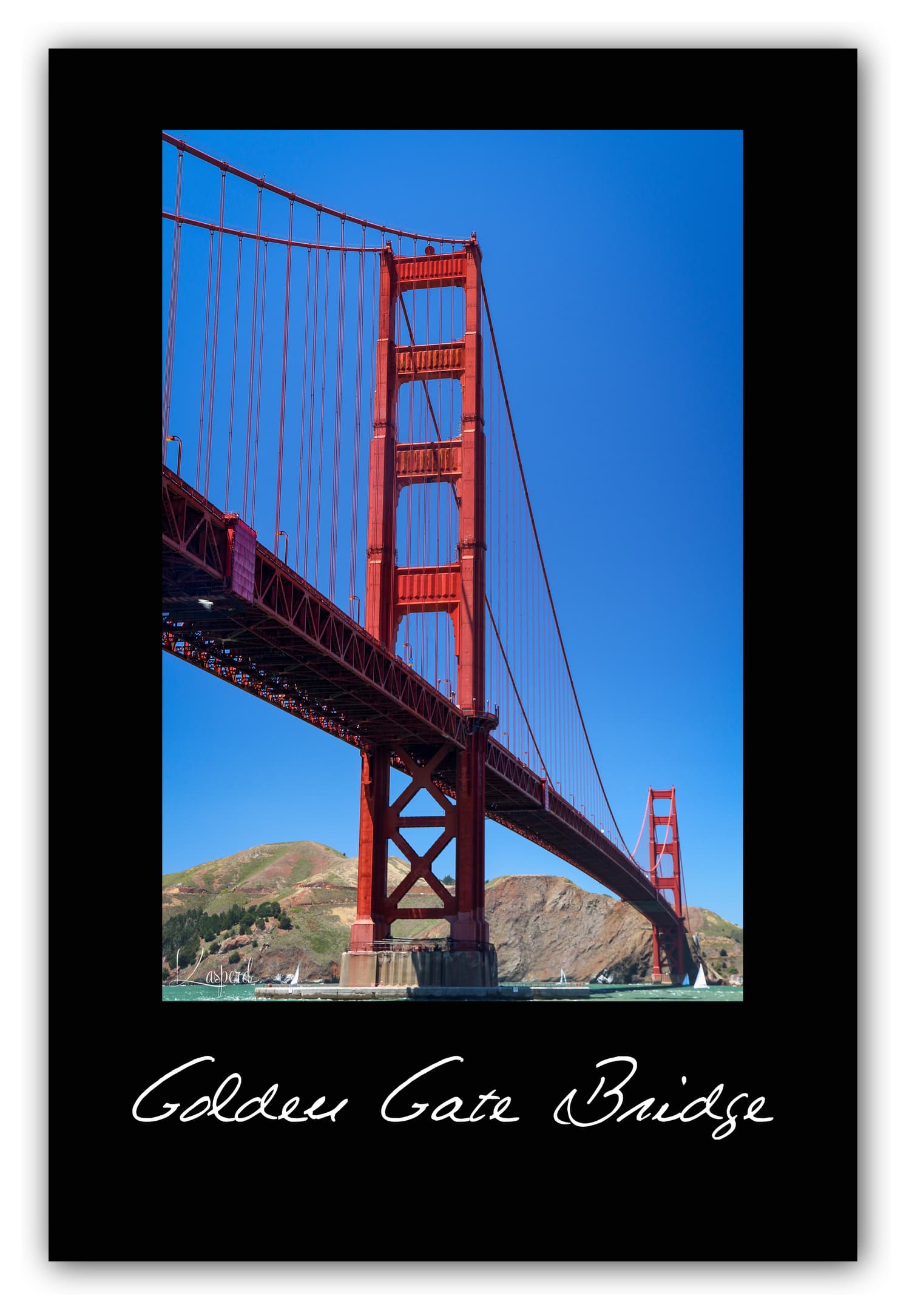 Poster Golden Gate Bridge - San Francisco (États-Unis). Affiches Formats 30x40 cm, 40x60 cm ou 50x70 cm. Impression sur Papier Photo. Décoration murale. Architecture.