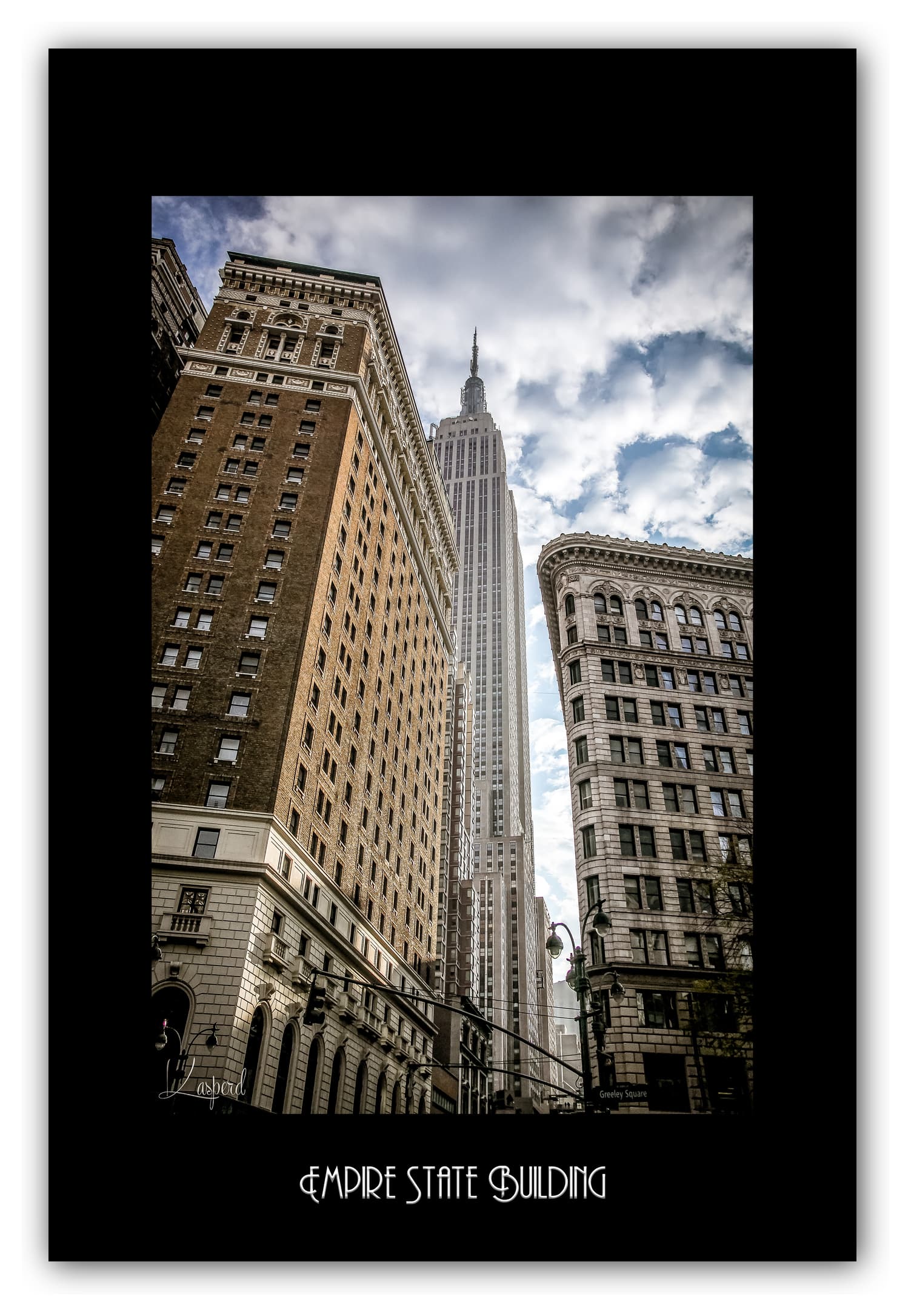 Poster Empire State Building - New York (États-Unis). Affiches formats 30x40 cm, 40x60 cm ou 50x70 cm. Impression sur Papier Photo. Décoration murale. Architecture.