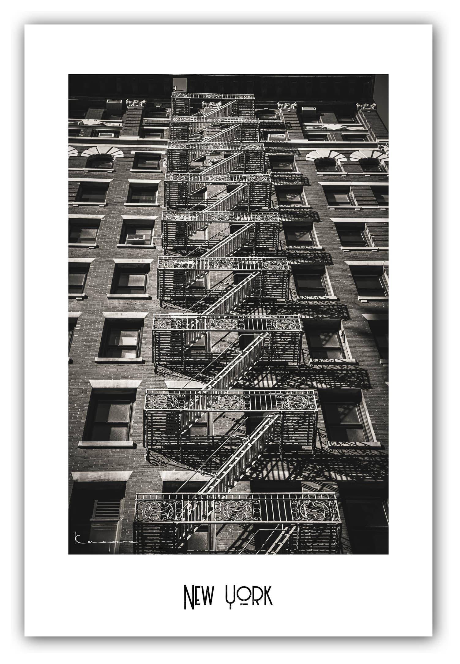 Poster Building sur Broadway (New York - États-Unis). Affiches Formats 30x40 cm, 40x60 cm ou 50x70 cm. Impression sur Papier Photo. Décoration murale. Architecture. Noir et Blanc. Manhattan. USA.