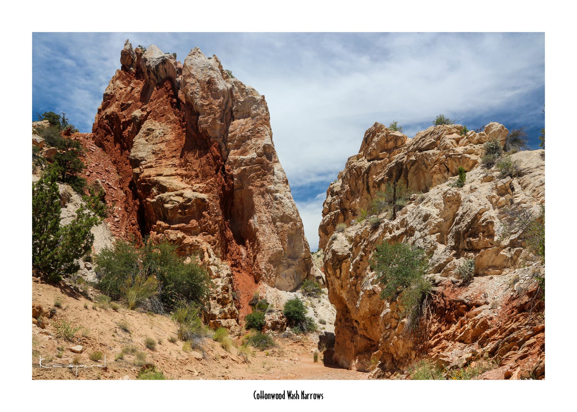 Poster Cottonwood Wash Narrows (États-Unis). Affiches Formats 30x40 cm, 40x60 cm ou 50x70 cm. Impression sur Papier Photo. Décoration murale. Paysage. Ouest Américain.