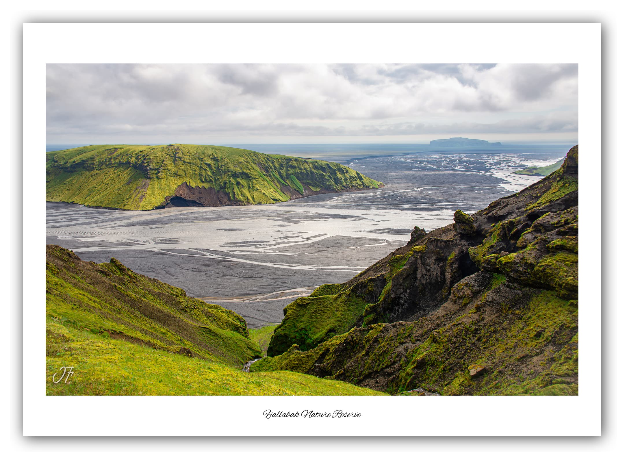 Poster Réserve naturelle de Fjallabak (Islande). Affiches Formats 30x40cm, 40x60 cm ou 50x70 cm. Impression sur Papier Photo. Décoration murale. Montagne. Paysage.