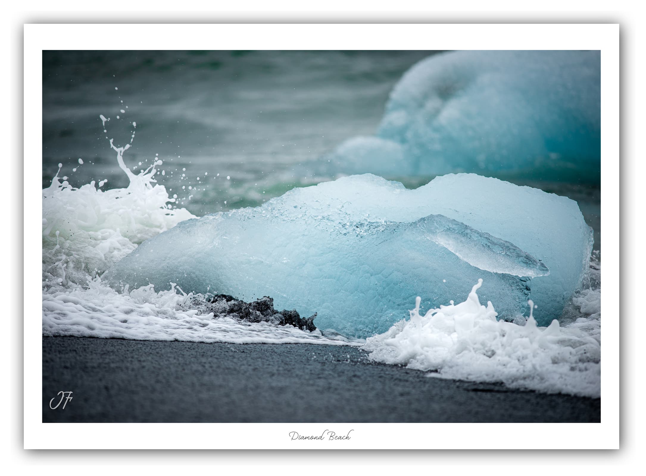Poster Diamond beach (Islande). Affiches Formats 30x40cm, 40x60 cm ou 50x70 cm. Impression sur Papier Photo. Décoration murale. Plage. Glacier.
