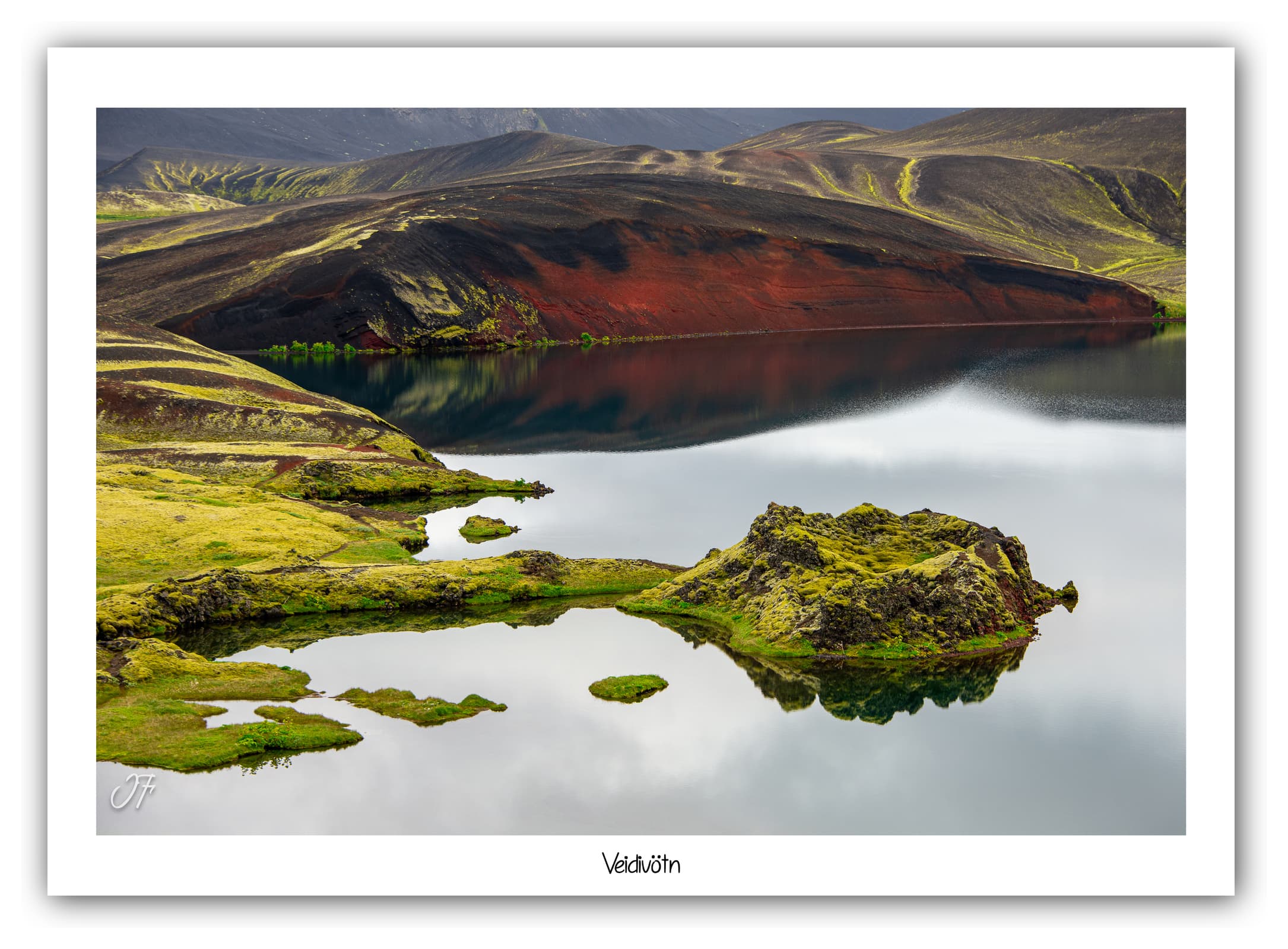 Poster Veidivötn (Islande). Affiches Formats 30x40cm, 40x60 cm ou 50x70 cm. Impression sur Papier Photo. Décoration murale. Lac. Paysage.