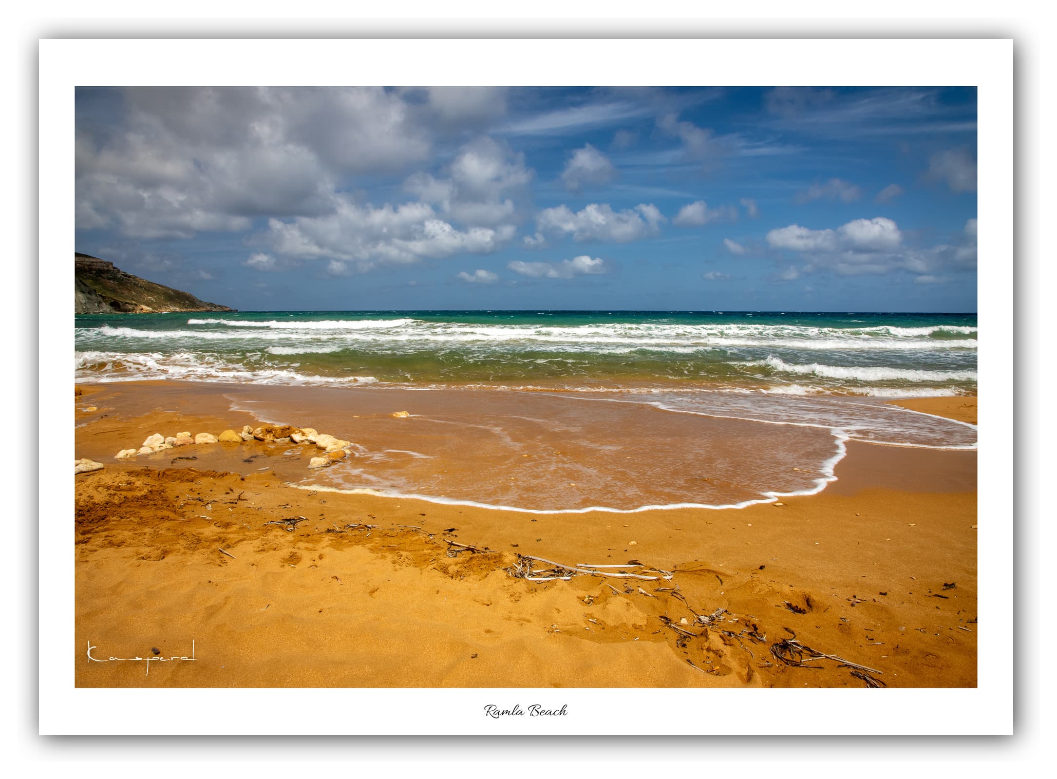 Générique Poster Ramla Beach (Gozo). Affiches Formats 30x40cm, 40x60 cm ou 50x70 cm. Impression sur Papier Photo. Décoration murale. Paysage. Mer. Îles.