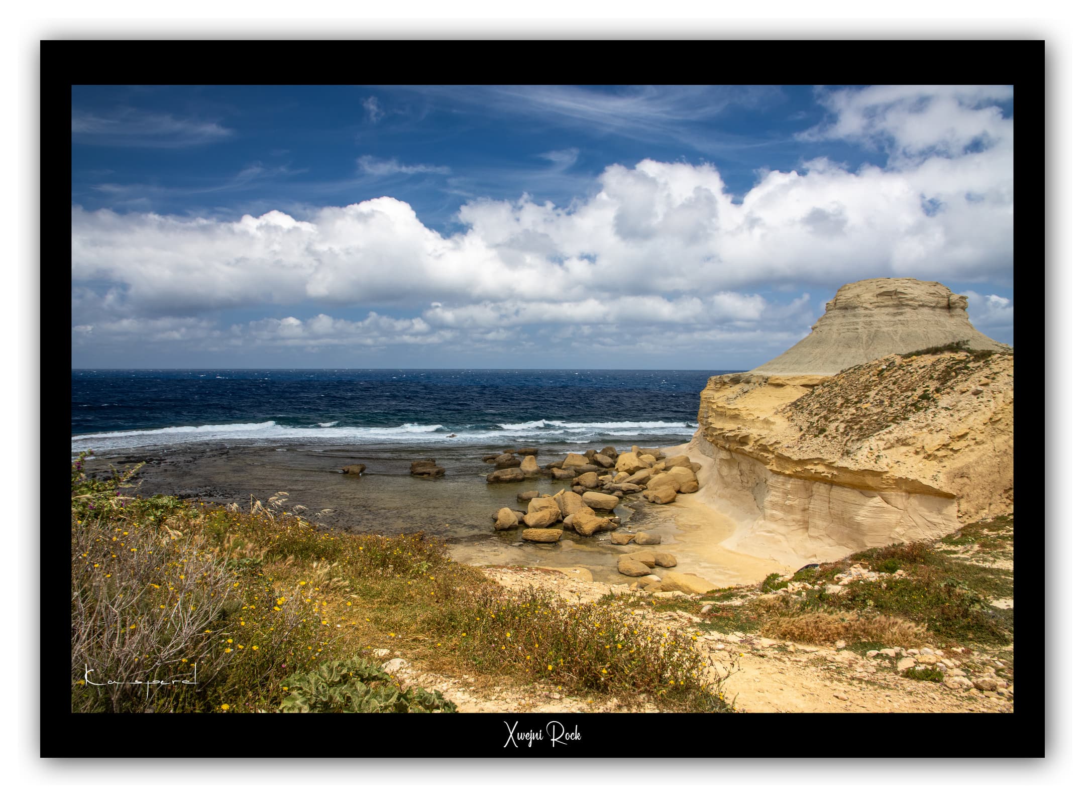 Générique Poster Xwejni Bay (Gozo). Affiches Formats 30x40cm, 40x60 cm ou 50x70 cm. Impression sur Papier Photo. Décoration murale. Paysage. Mer. Îles.