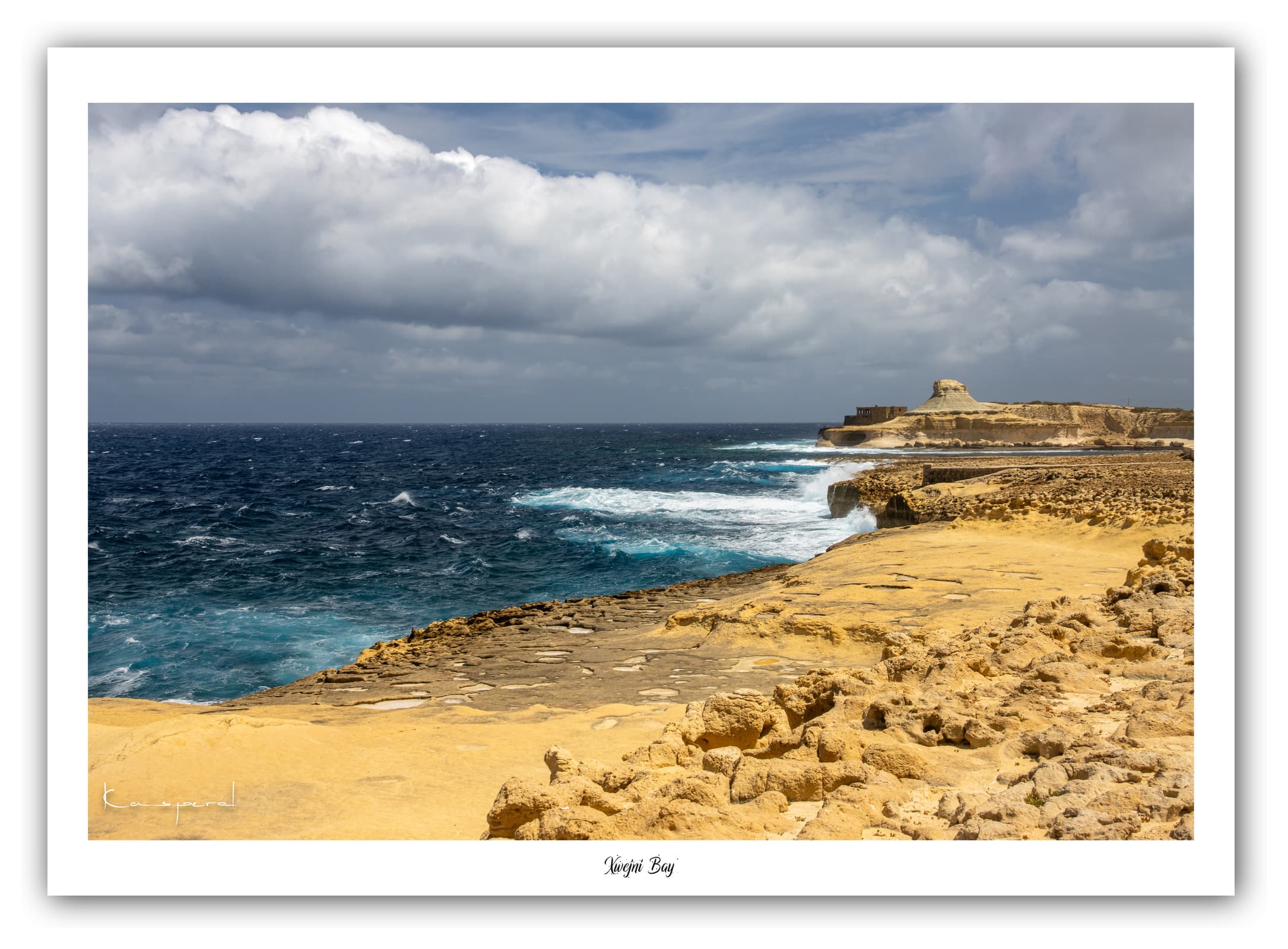 Générique Poster Xwejni Bay (Gozo). Affiches Formats 30x40cm, 40x60 cm ou 50x70 cm. Impression sur Papier Photo. Décoration murale. Paysage. Mer. Îles.