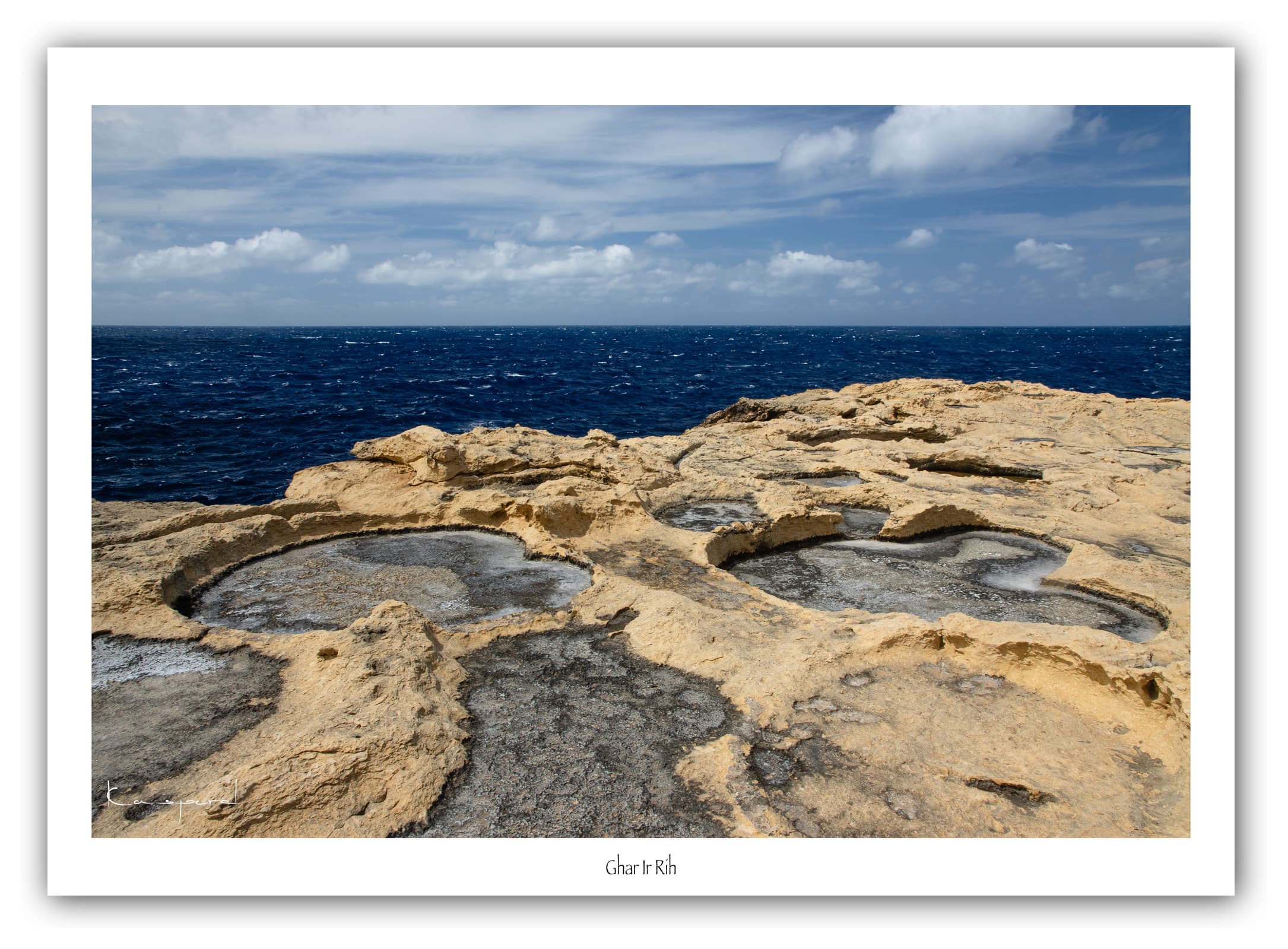 Générique Poster Ghar Ir-Rih (Gozo). Affiches Formats 30x40cm, 40x60 cm ou 50x70 cm. Impression sur Papier Photo. Décoration murale. Paysage. Mer. Îles.