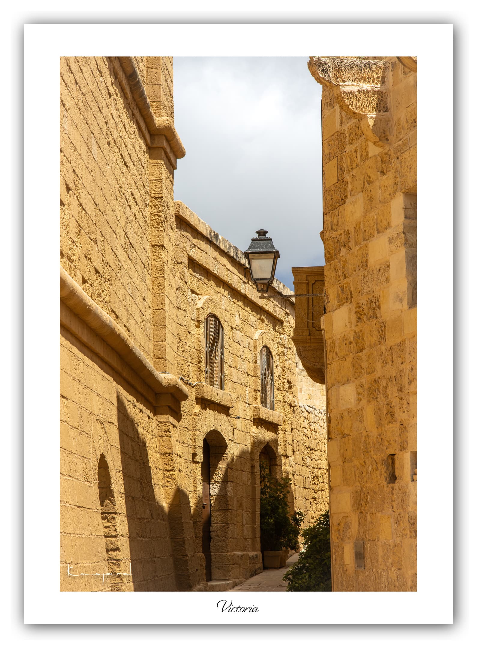 Générique Poster Victoria - Gozo (Malte). Affiches Formats 30x40cm, 40x60 cm ou 50x70 cm. Impression sur Papier Photo. Décoration murale. Architecture. Mer. Îles.