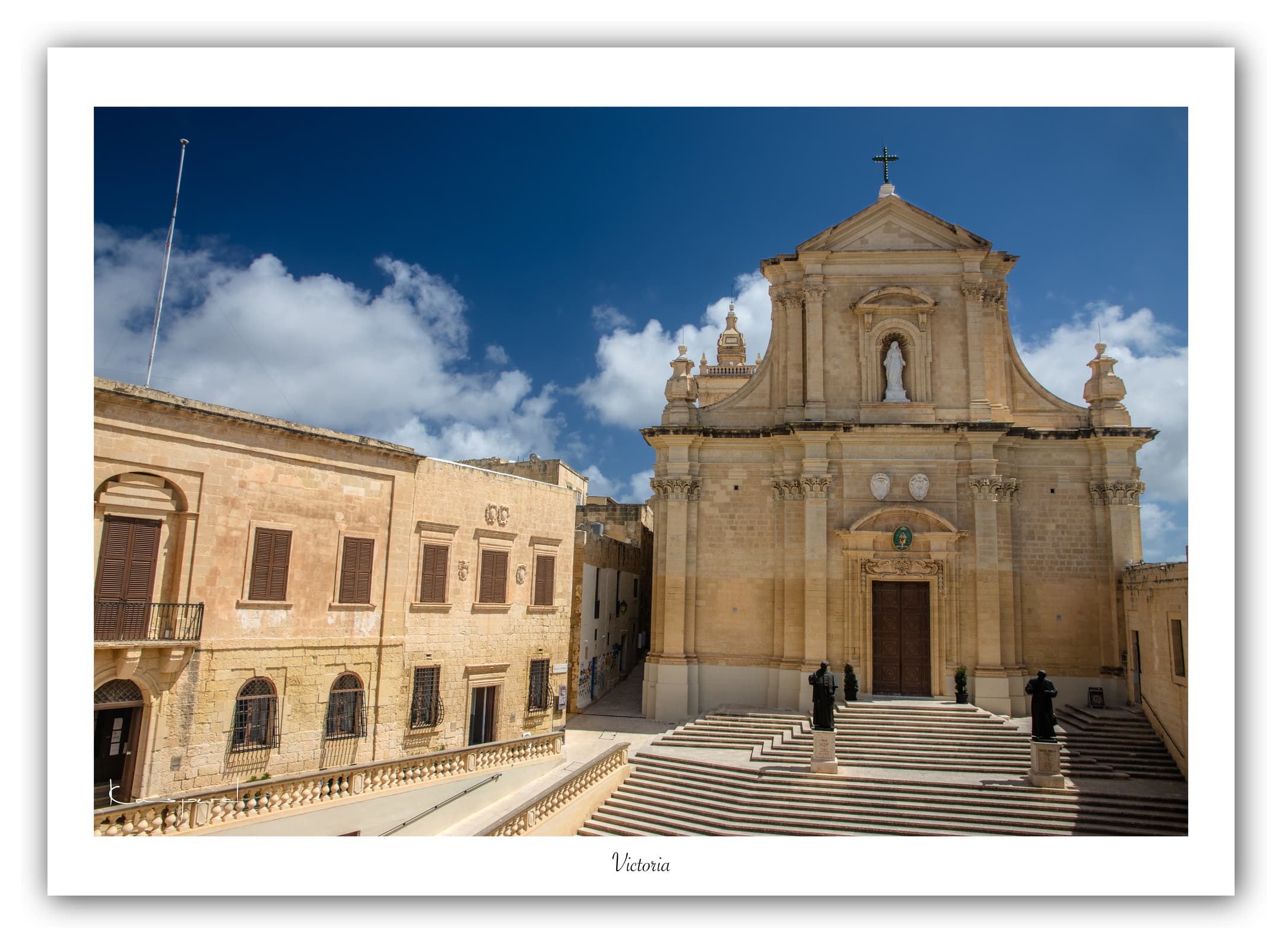 Générique Poster Victoria - Gozo (Malte). Affiches Formats 30x40cm, 40x60 cm ou 50x70 cm. Impression sur Papier Photo. Décoration murale. Architecture. Mer. Îles.