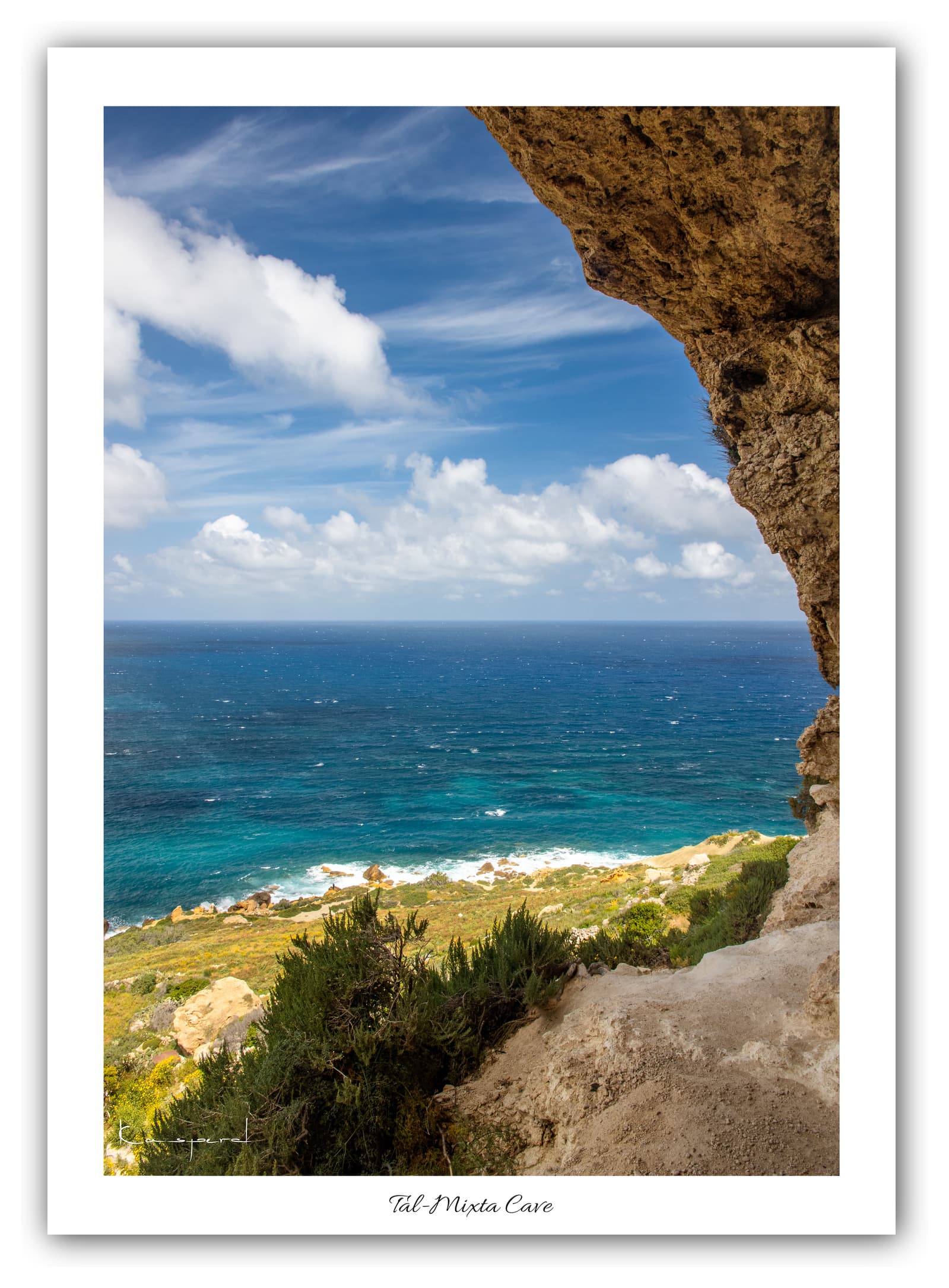 Générique Poster Tal-Mixta Cave (Gozo). Affiches Formats 30x40cm, 40x60 cm ou 50x70 cm. Impression sur Papier Photo. Décoration murale. Paysage. Mer. Îles.