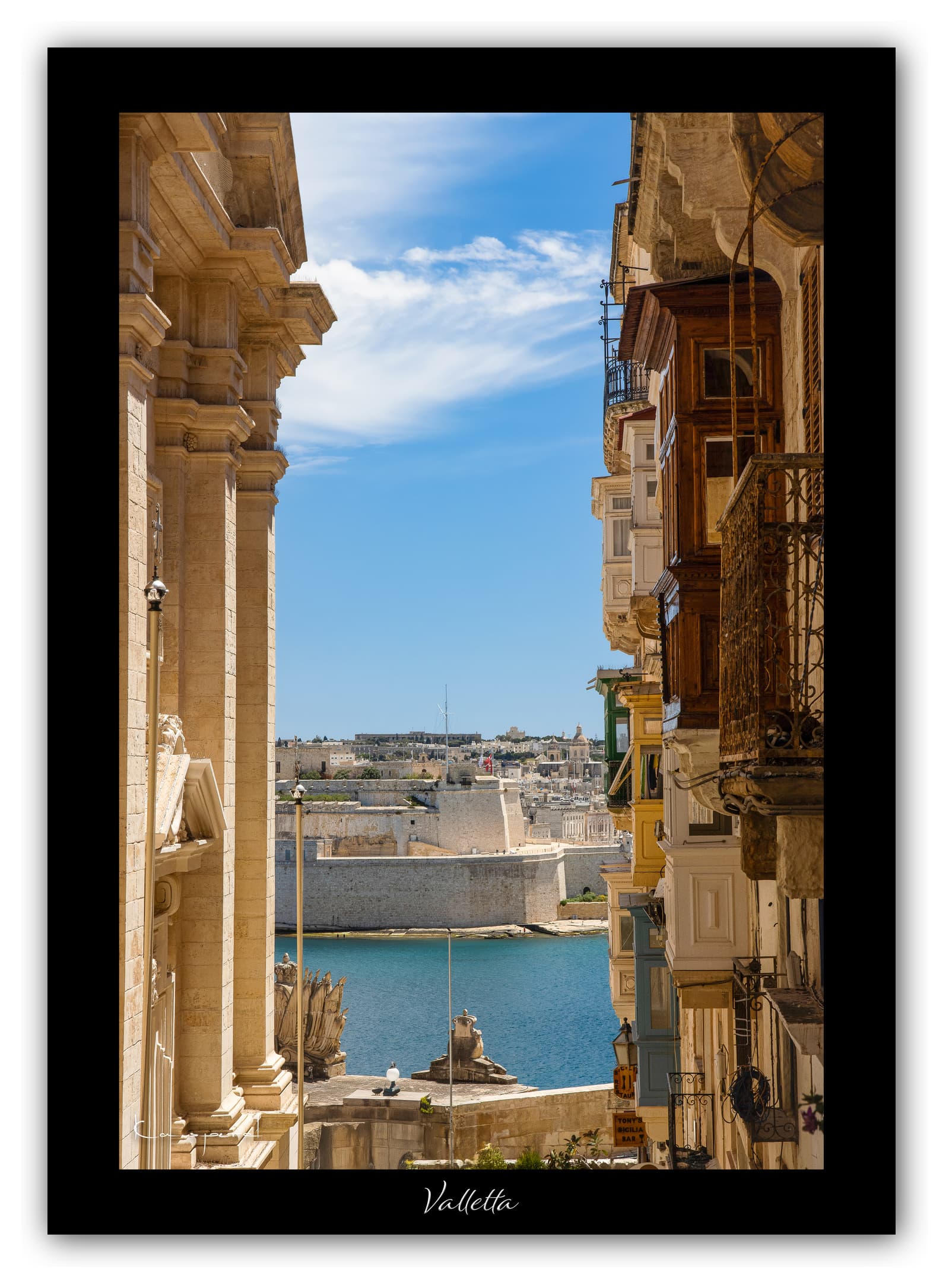 Générique Poster Valletta (Malte) - Affiches Formats 30x40cm, 40x60cm ou 50x70cm - Impression sur Papier Photo. Décoration Murale. Architecture. Mer. Îles.