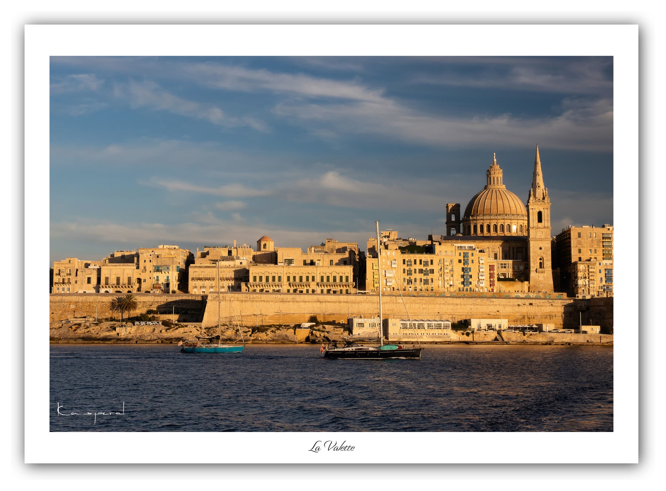Générique Poster La Valette (Malte) Affiche Formats 30x40cm, 40x60cm ou 50x70cm Impression sur Papier Photo Décoration Murale Architecture Mer Îles
