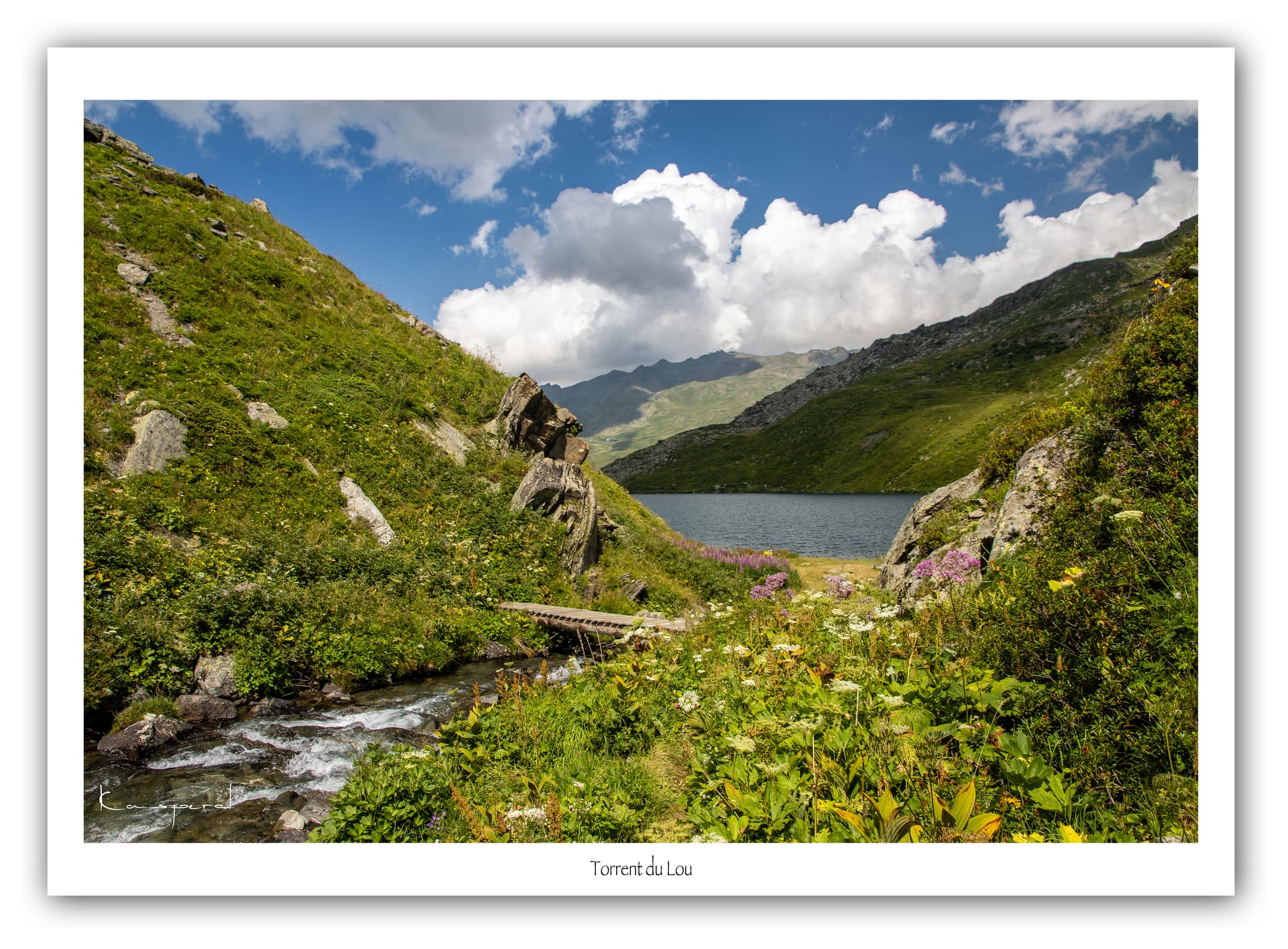 Générique Poster Torrent du Lou (Savoie). Affiches Formats 30x40cm, 40x60 cm ou 50x70 cm. Impression sur Papier Photo. Décoration murale. Paysage. Montagne.