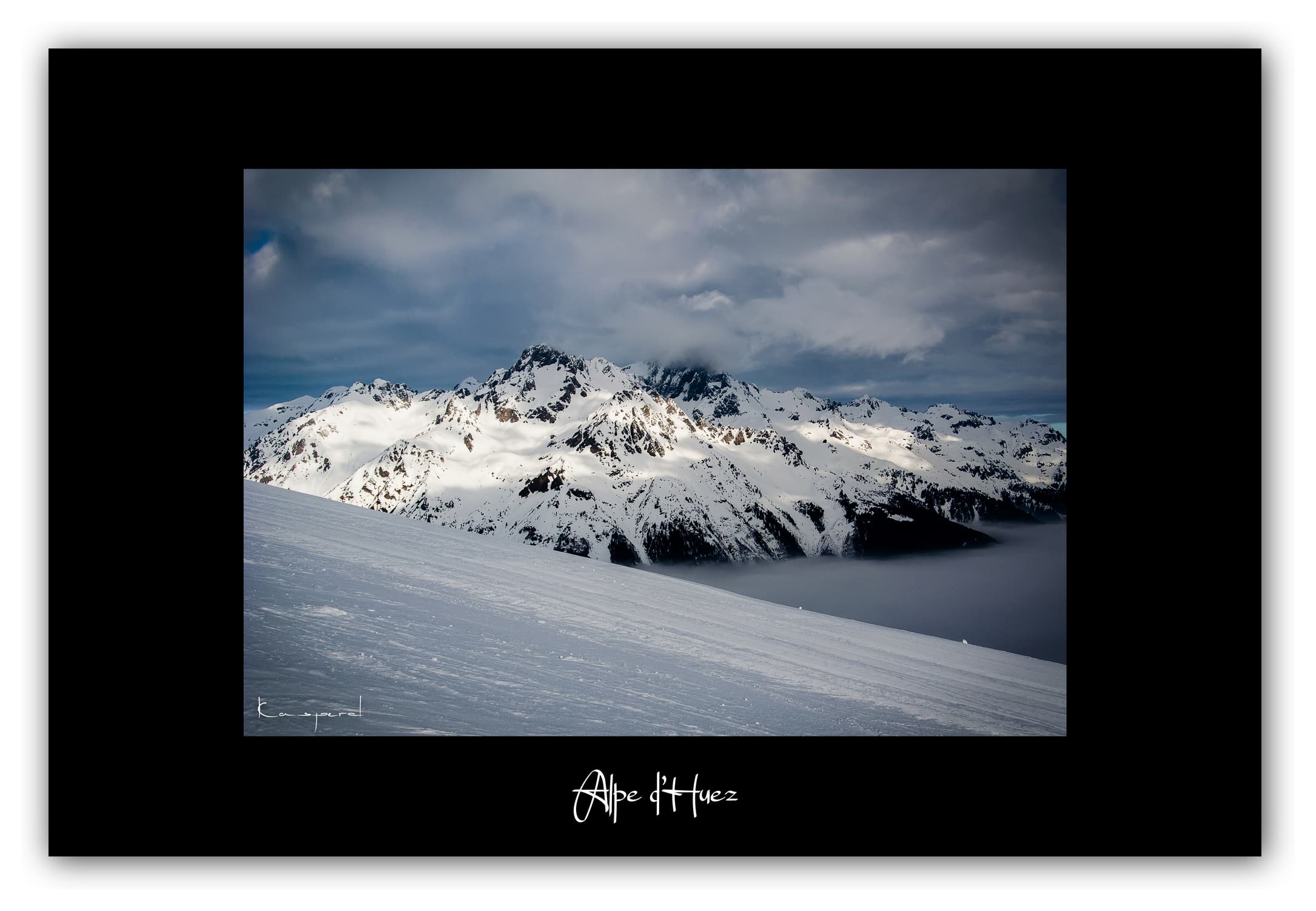 Poster L'Alpe d'Huez - Les Alpes (France). Affiches Formats 30x40 cm, 40x60 cm ou 50x70 cm. Impression sur Papier Photo. Décoration murale. Paysage Montagne.