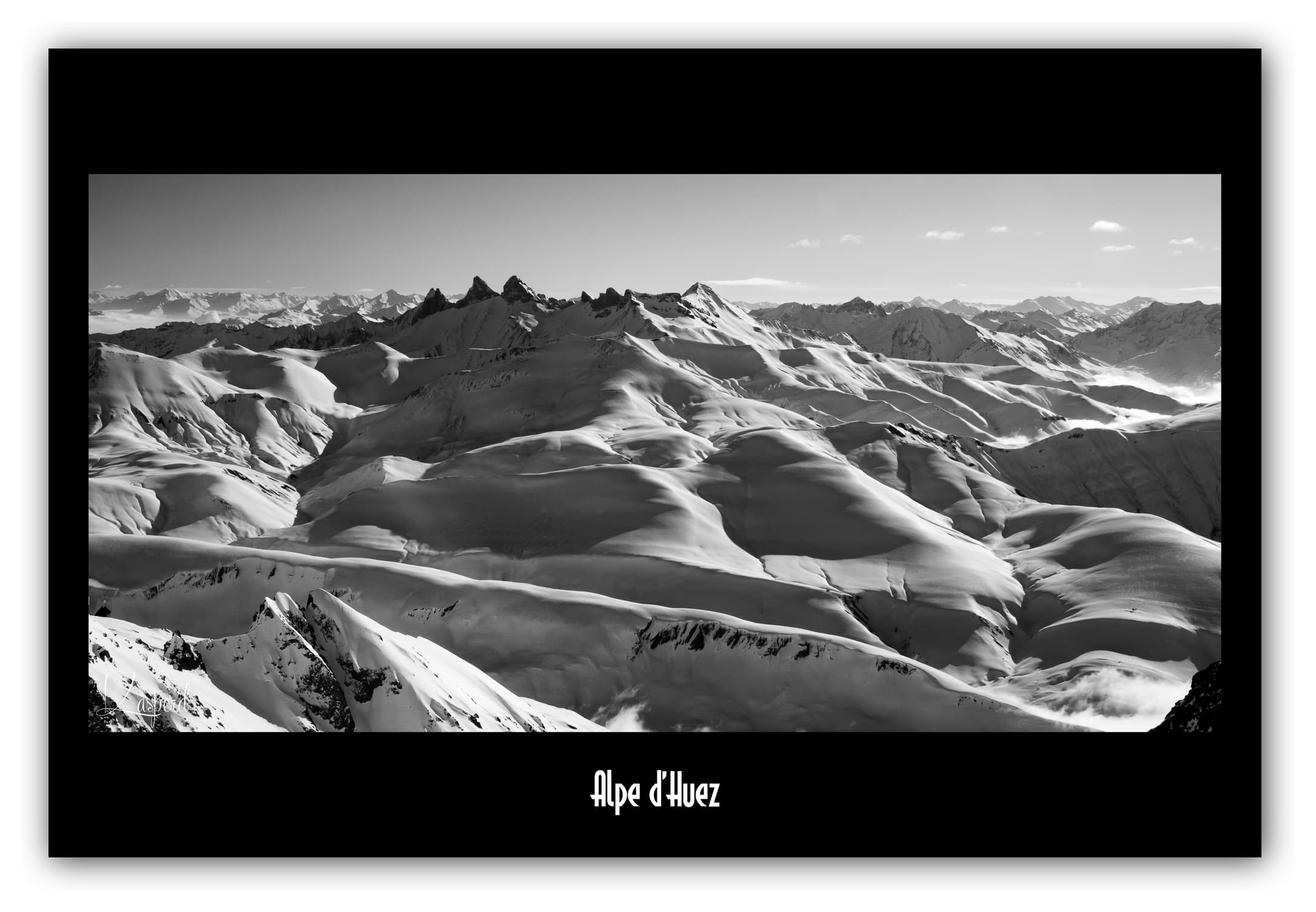 Poster Aiguilles d'Arves - Les Alpes (France). Affiches Formats 30x40 cm, 40x60 cm ou 50x70 cm. Impression sur Papier Photo. Décoration murale. Paysage Montagne. Noir et Blanc.