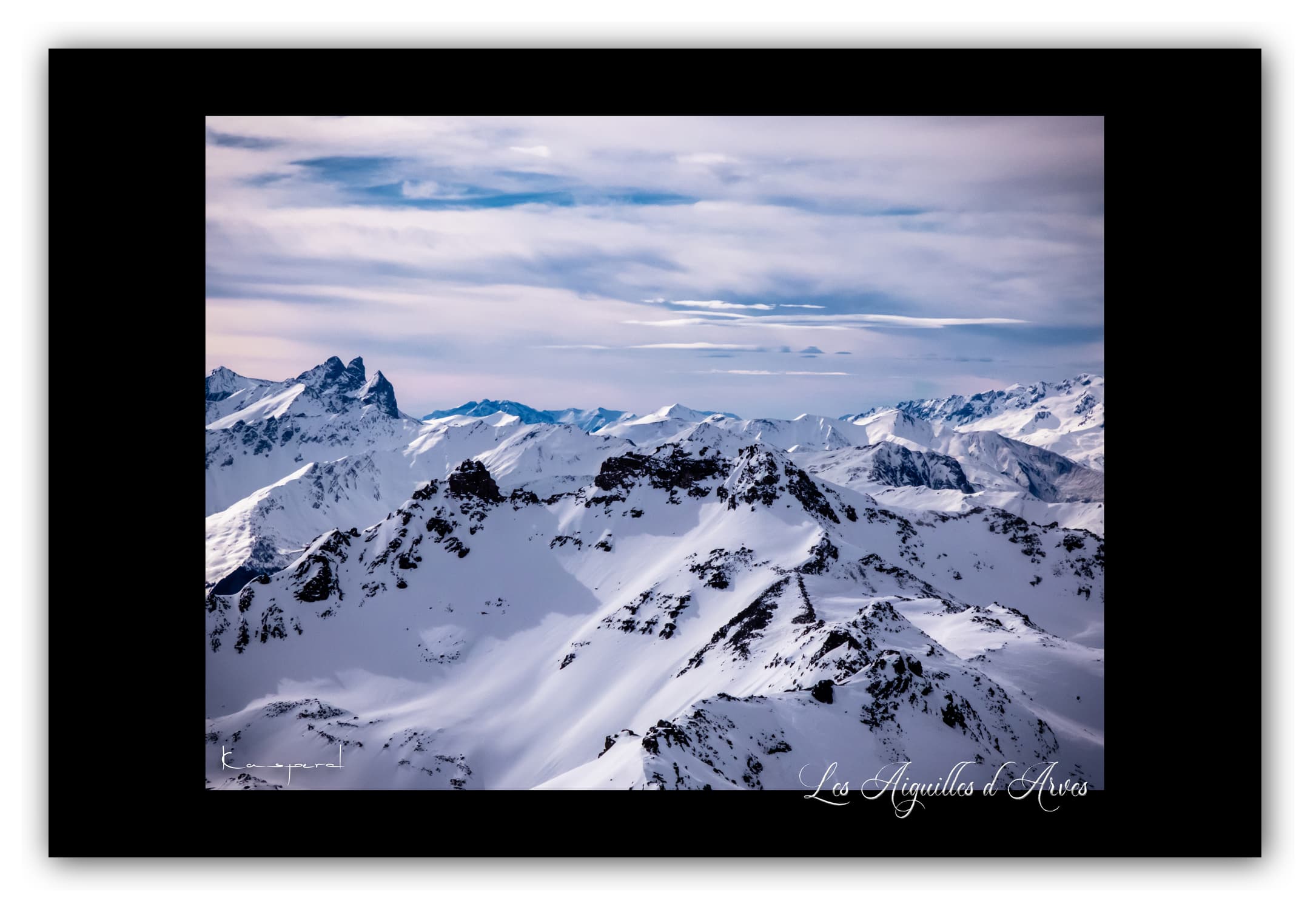 Poster Les Aiguilles d'Arves - Les Alpes (France). Affiches Formats 30x40 cm, 40x60 cm ou 50x70 cm. Impression sur Papier Photo. Décoration murale. Paysage Montagne.
