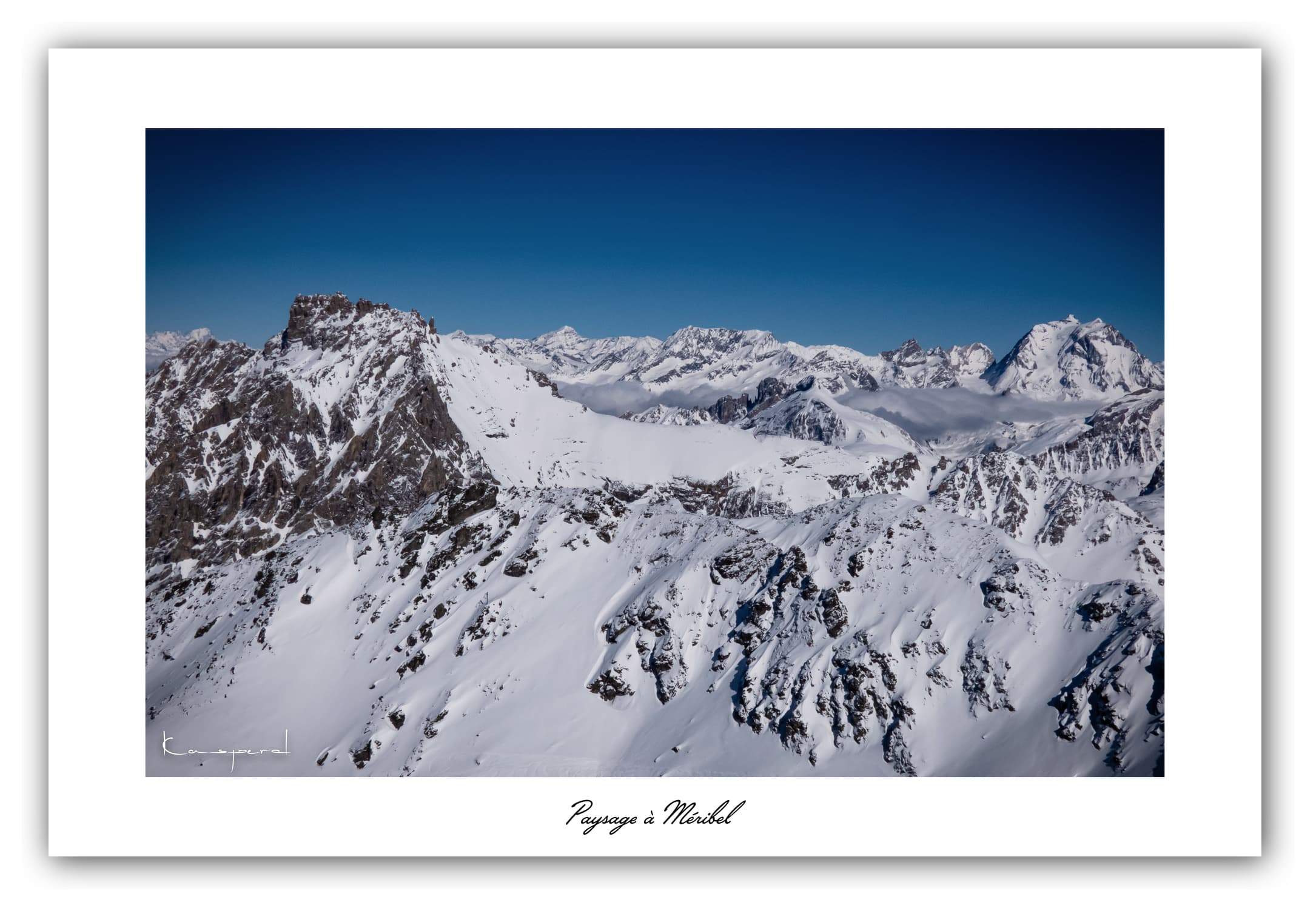 Poster Méribel - Les Alpes (France). Affiches Formats 30x40 cm, 40x60 cm ou 50x70 cm. Impression sur Papier Photo. Décoration murale. Paysage Montagne.