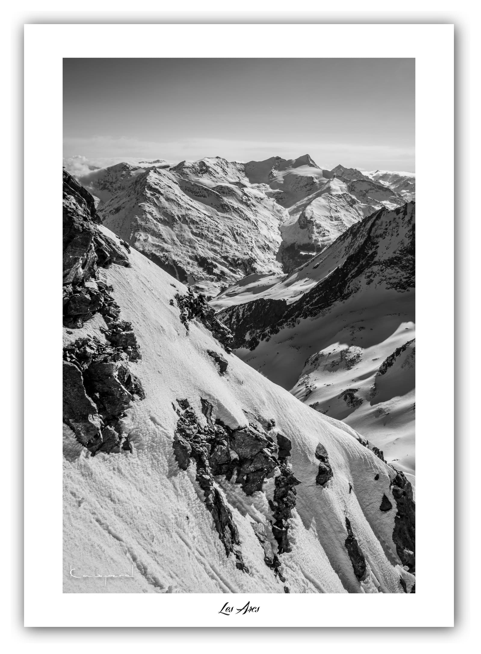 Générique Poster Les Arcs - Les Alpes (France). Affiches Formats 30x40 cm, 40x60 cm ou 50x70 cm. Impression sur Papier Photo. Décoration murale. Paysage. Montagne. Noir et Blanc.