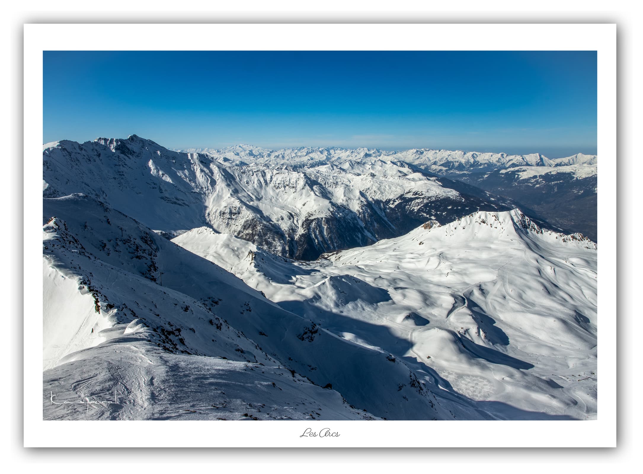 Générique Poster Paradiski - Les Alpes (France). Affiches Formats 40x30 cm, 60x40 cm ou 70x50 cm. Impression sur Papier Photo. Décoration murale. Paysage. Montagne.