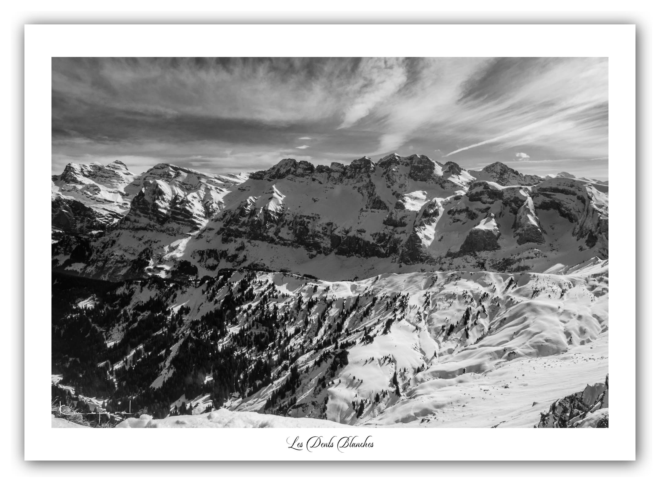 Poster Les Dents Blanches (France). Affiches Formats 30x40 cm, 40x60 cm ou 50x70 cm. Impression sur Papier Photo. Décoration murale. Nature. Paysage. Panorama. Montagne. Noir et Blanc.