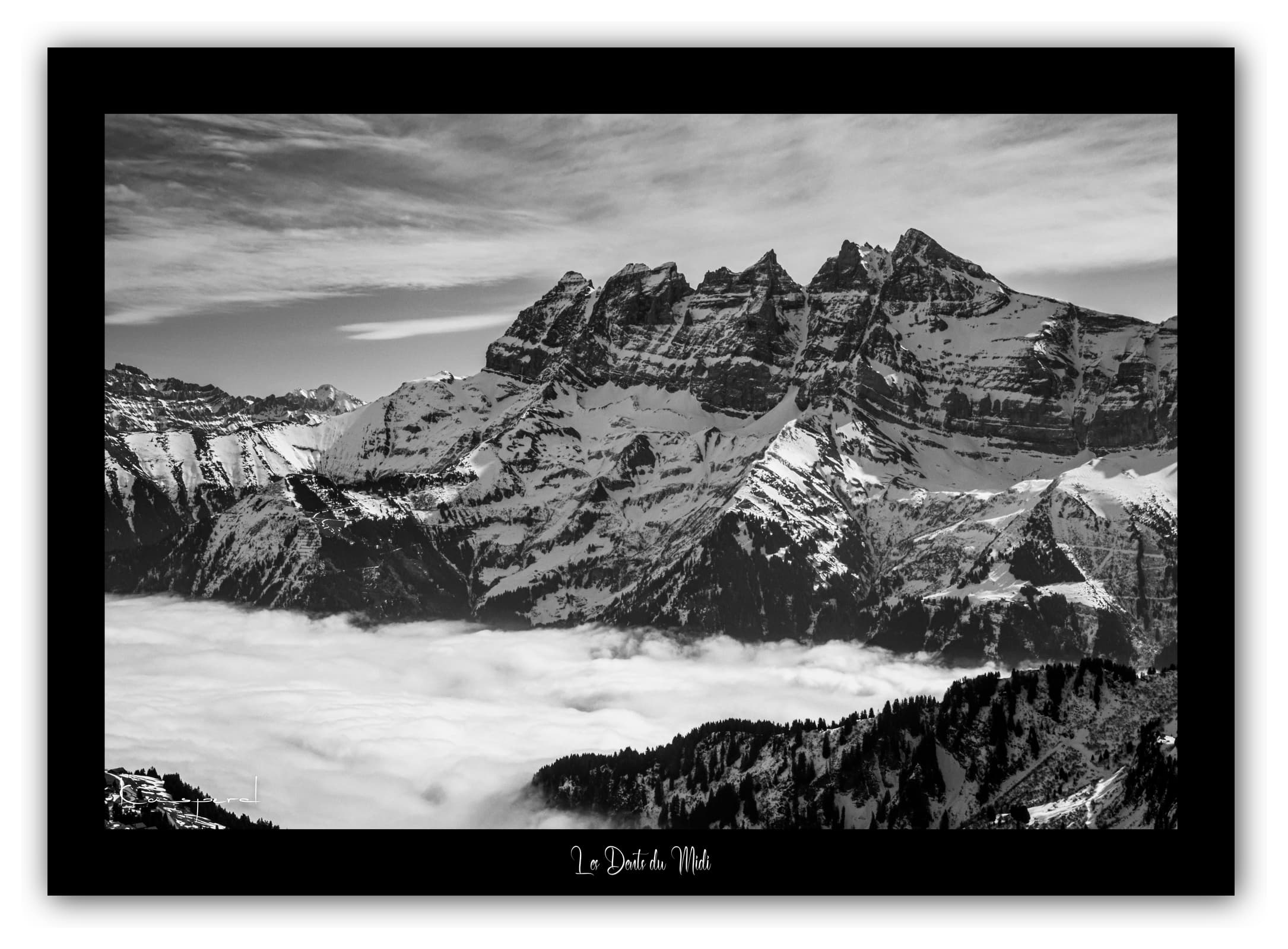 Poster Les Dents du Midi (Suisse). Affiches Formats 30x40 cm, 40x60 cm ou 50x70 cm. Impression sur Papier Photo. Décoration murale. Nature. Paysage. Panorama. Montagne. Noir et Blanc.