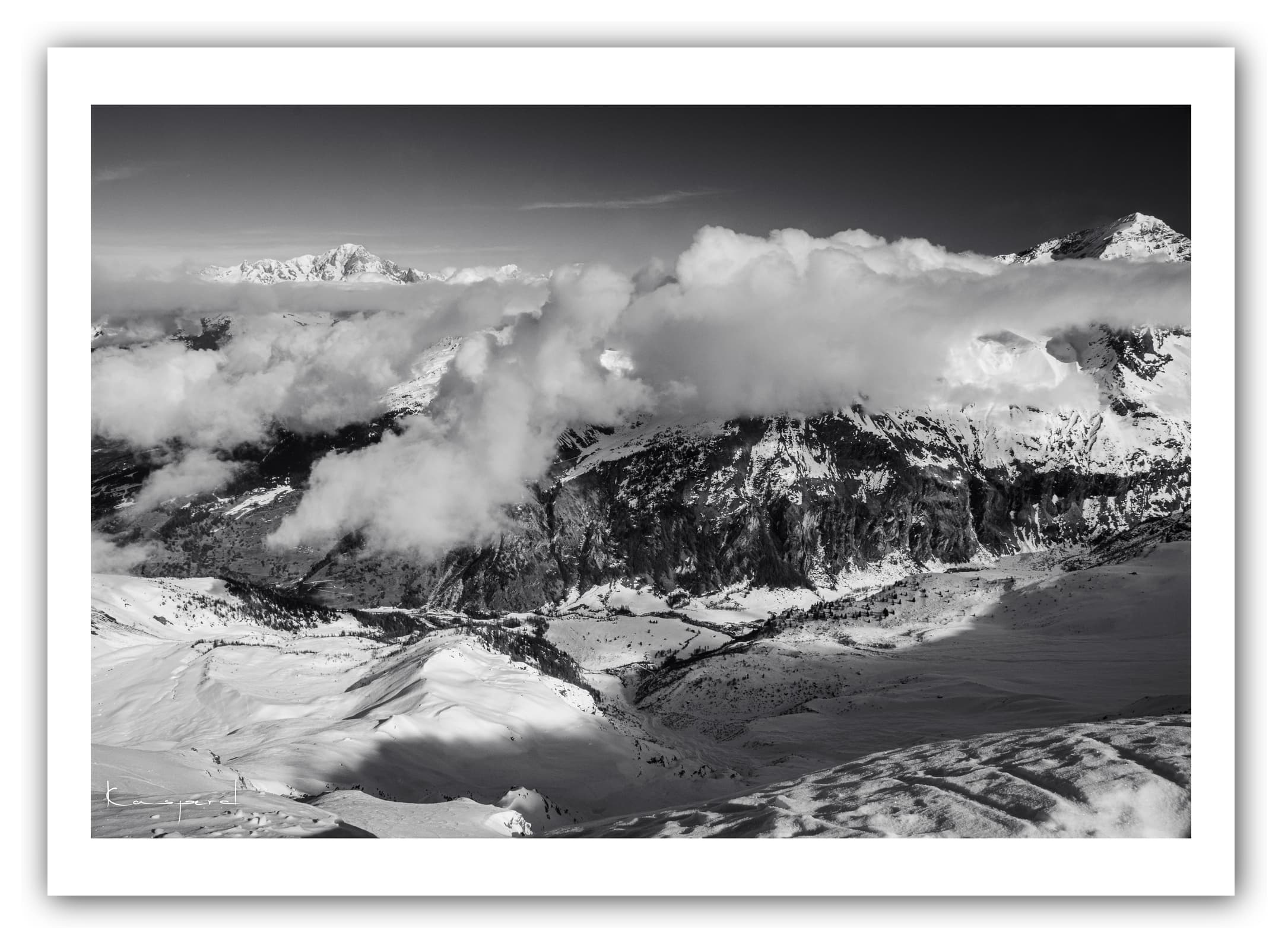 Poster Le Mont Blanc- Les Alpes (France). Affiches Formats 30x40 cm, 40x60 cm ou 50x70 cm. Impression sur Papier Photo. Décoration murale. Paysage. Montagne.