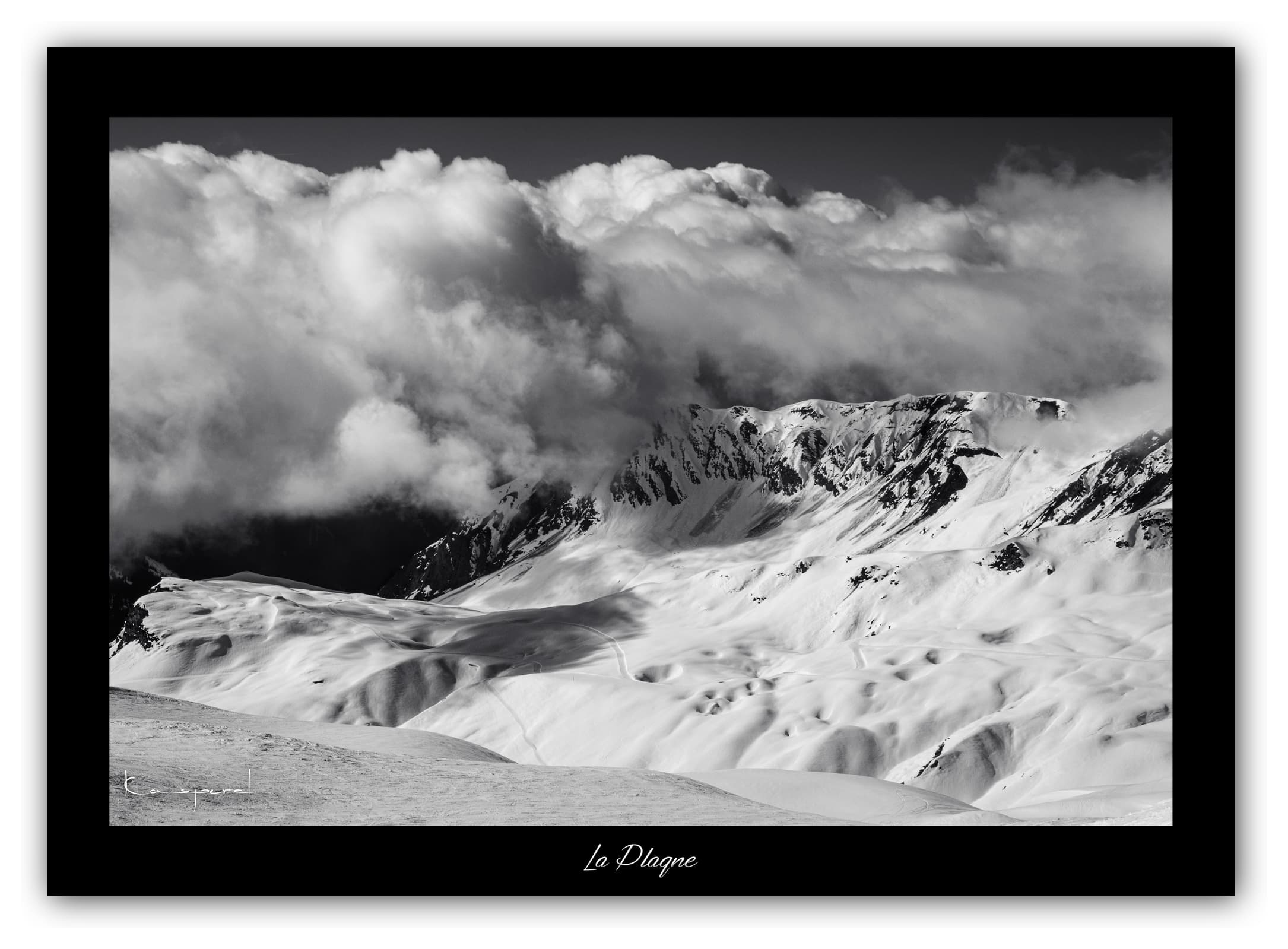 Poster La Plagne - Les Alpes (France). Affiches Formats 30x40 cm, 40x60 cm ou 50x70 cm. Impression sur Papier Photo. Décoration murale. Paysage. Montagne.