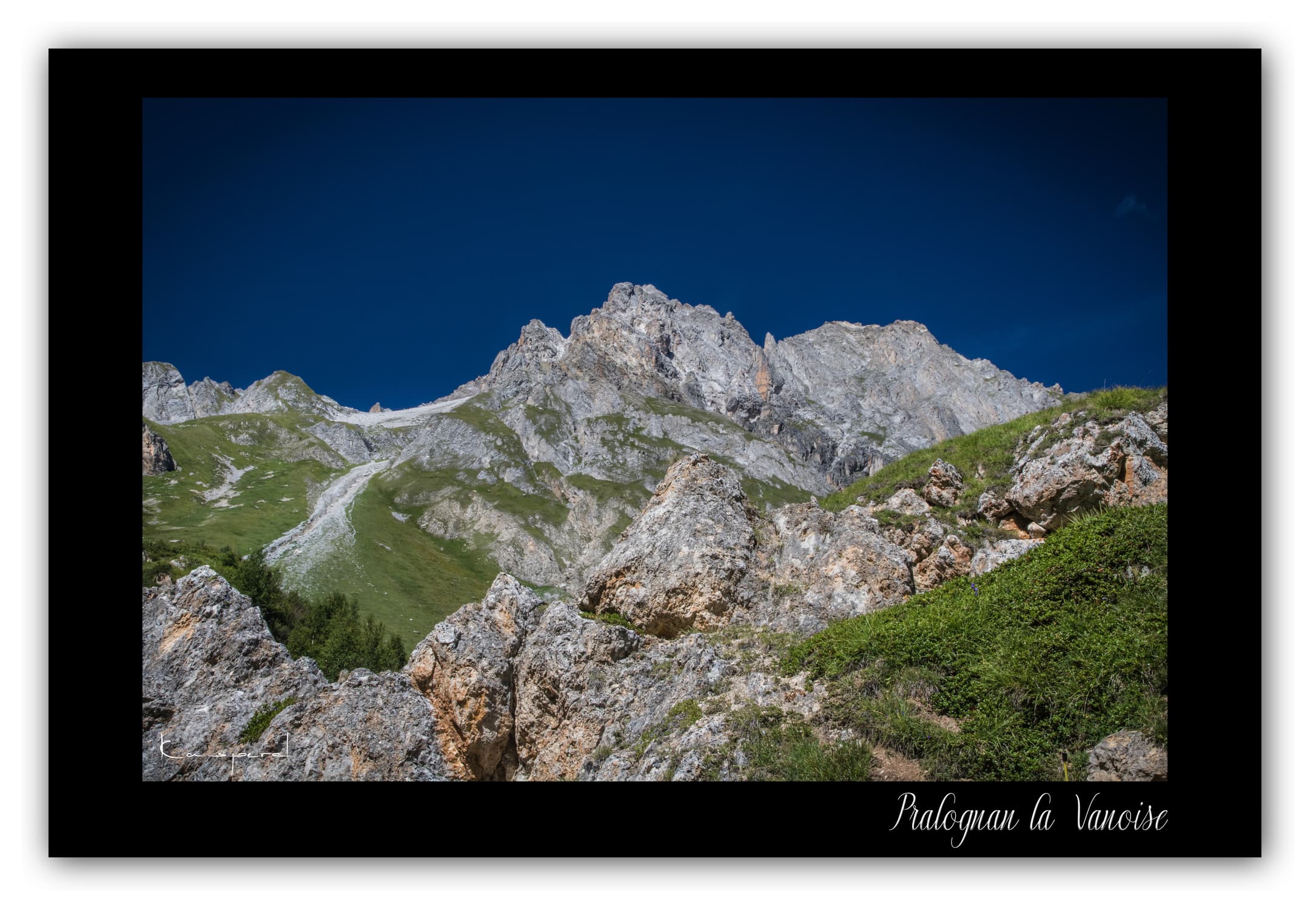 Poster Pralognan la Vanoise - Savoie (Les Alpes - France). Affiches Formats 30x40 cm, 40x60 cm ou 50x70 cm. Impression sur Papier Photo. Décoration murale. Paysage montagne. Eté.