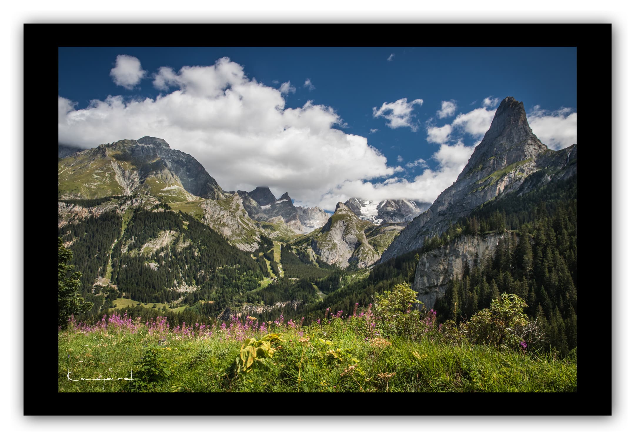Poster Pralognan la Vanoise - Savoie (Les Alpes - France). Affiches Formats 30x40 cm, 40x60 cm ou 50x70 cm. Impression sur Papier Photo. Décoration murale. Paysage montagne. Eté.