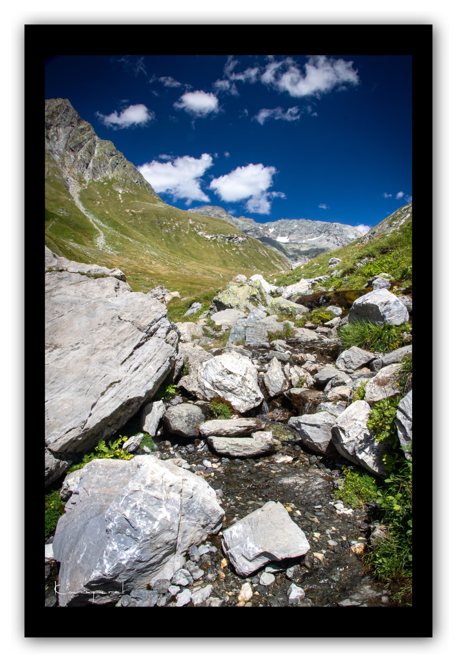 Poster Champagny en Vanoise - Savoie (Les Alpes - France). Affiches Formats 30x40 cm, 40x60 cm ou 50x70 cm. Impression sur Papier Photo. Décoration murale. Paysage montagne. Eté.