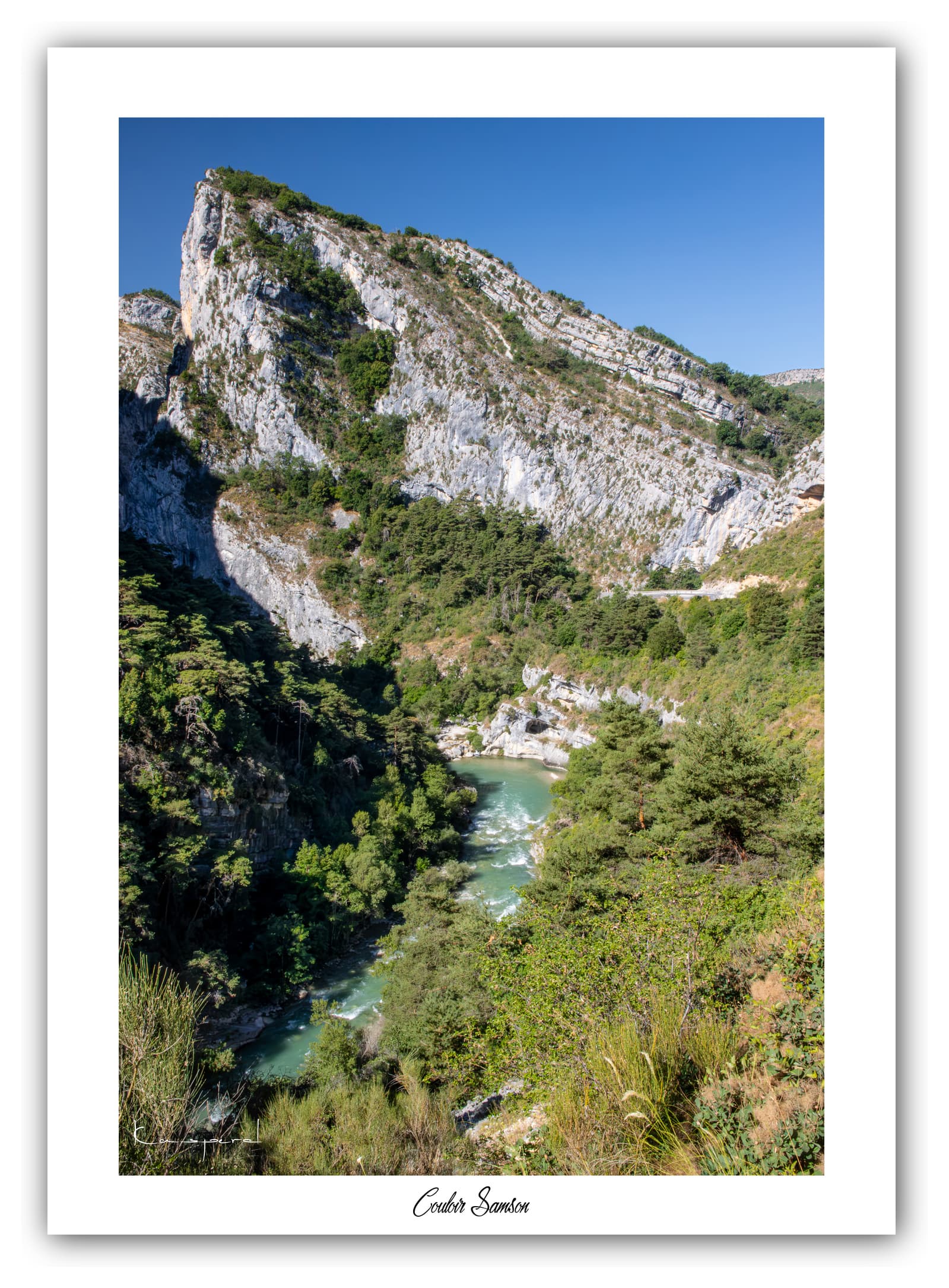 Poster Le Couloir Samson (Gorges du Verdon - France). Affiches Formats 30x40 cm, 40x60 cm ou 50x70 cm. Impression sur Papier Photo. Décoration murale. Paysage. Montagne. Panorama.
