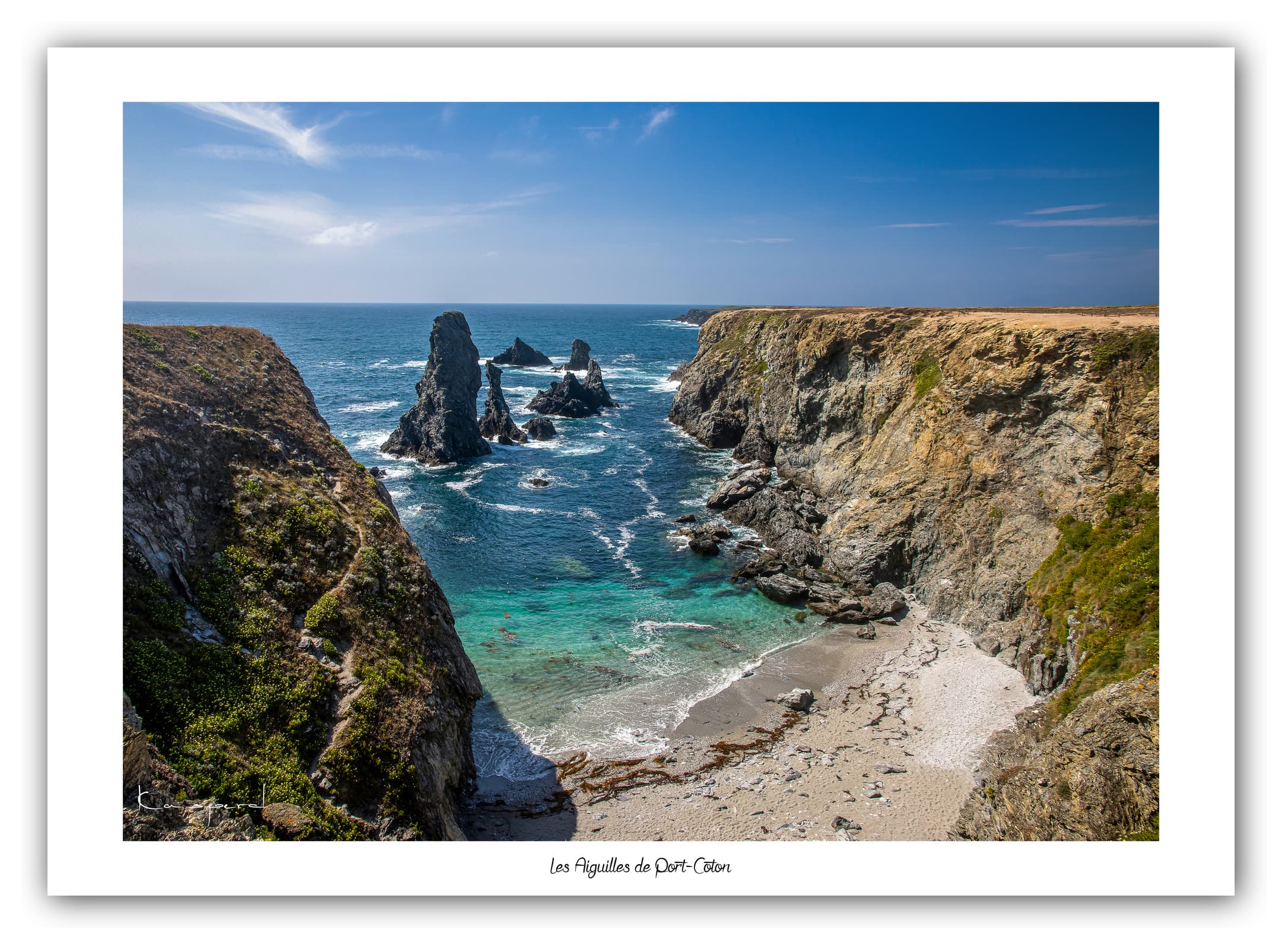 Poster Aiguilles de Port-Coton (Bretagne - France). Affiches Formats 30x40cm, 40x60 cm ou 50x70 cm. Impression sur Papier Photo. Décoration murale. Paysage. Mer.