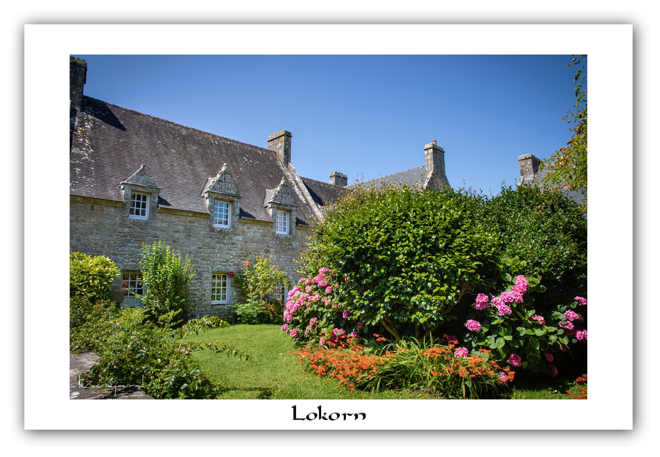 Poster Lokorn/Locronan - Bretagne (France). Affiches Formats 30x40 cm, 40x60 cm ou 50x70 cm. Impression sur Papier Photo. Décoration murale. Paysage. Mer. Phare.