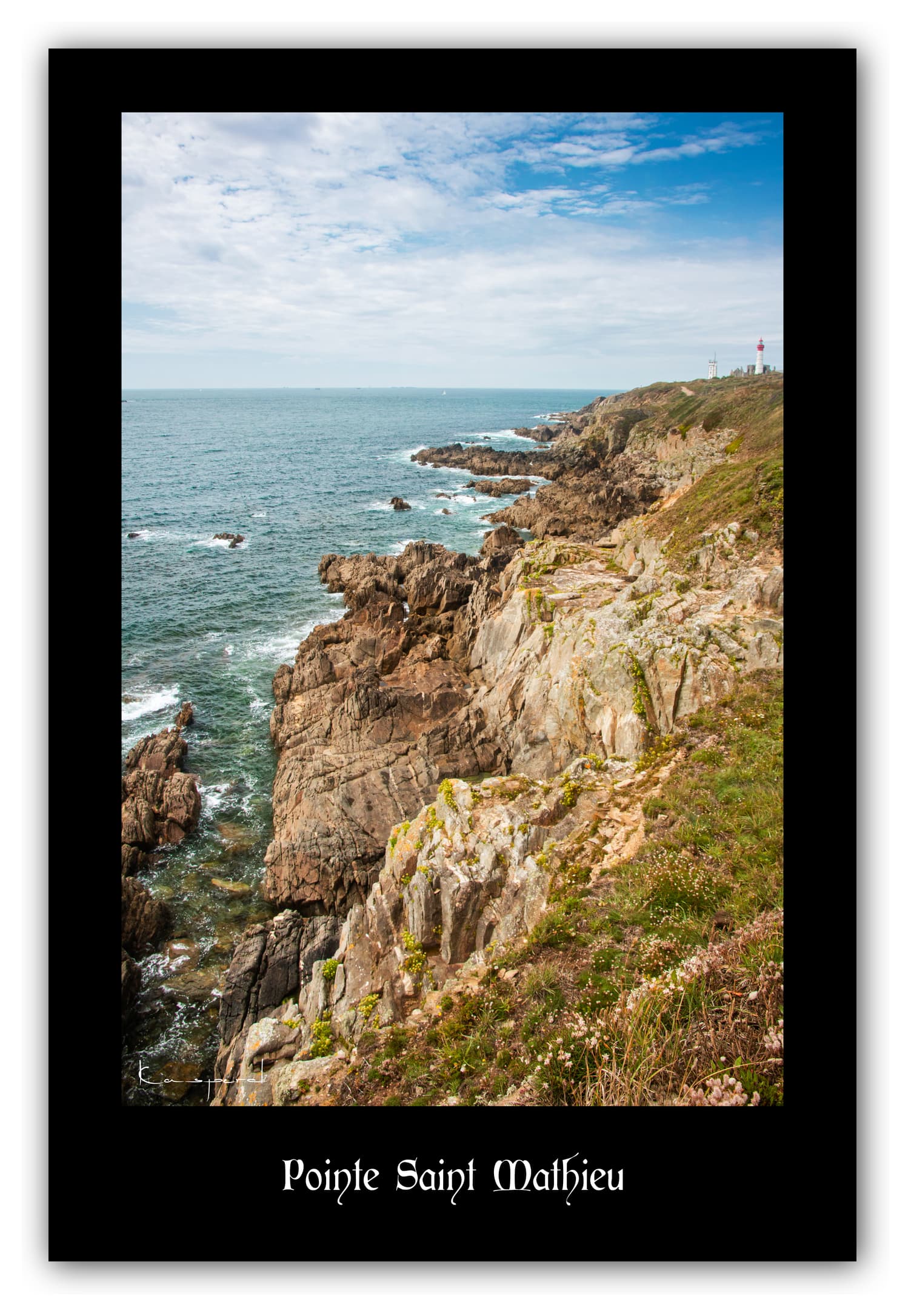 Poster Pointe Saint Mathieu - Bretagne (France). Affiches Formats 30x40 cm, 40x60 cm ou 50x70cm. Impression sur Papier Photo. Décoration murale. Paysage. Mer. Phare.