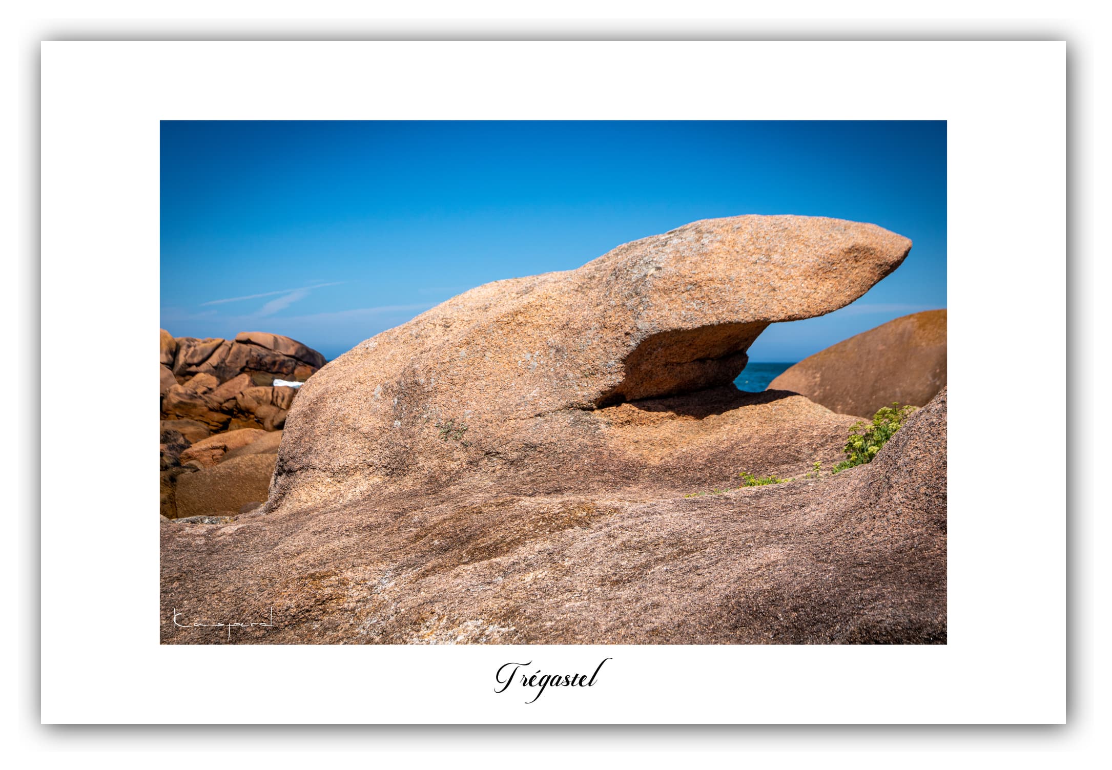 Poster Trégastel - Bretagne (France). Affiches Formats 30x40 cm, 40x60 cm ou 50x70cm. Impression sur Papier Photo. Décoration murale. Paysage. Mer. Phare.