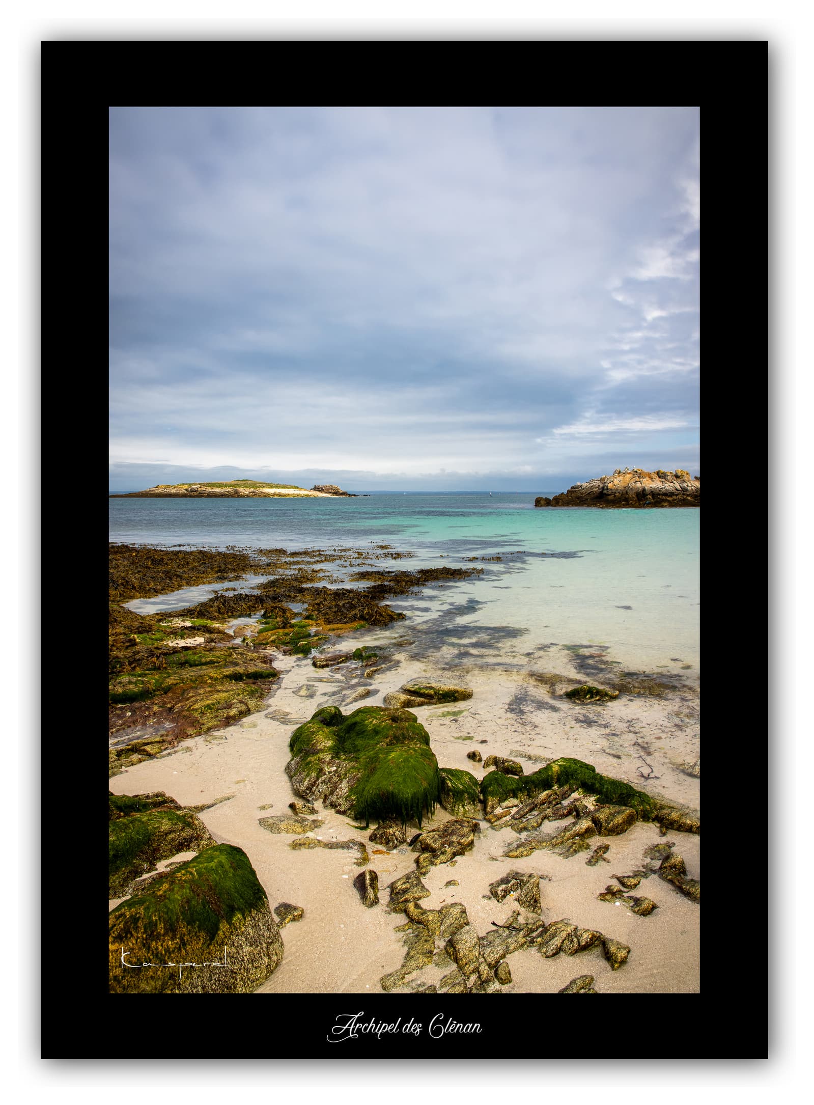 Poster Archipel des Glénan (Bretagne - France). Affiches Formats 30x40cm, 40x60 cm ou 50x70 cm. Impression sur Papier Photo. Décoration murale. Paysage. Océan. Îles.