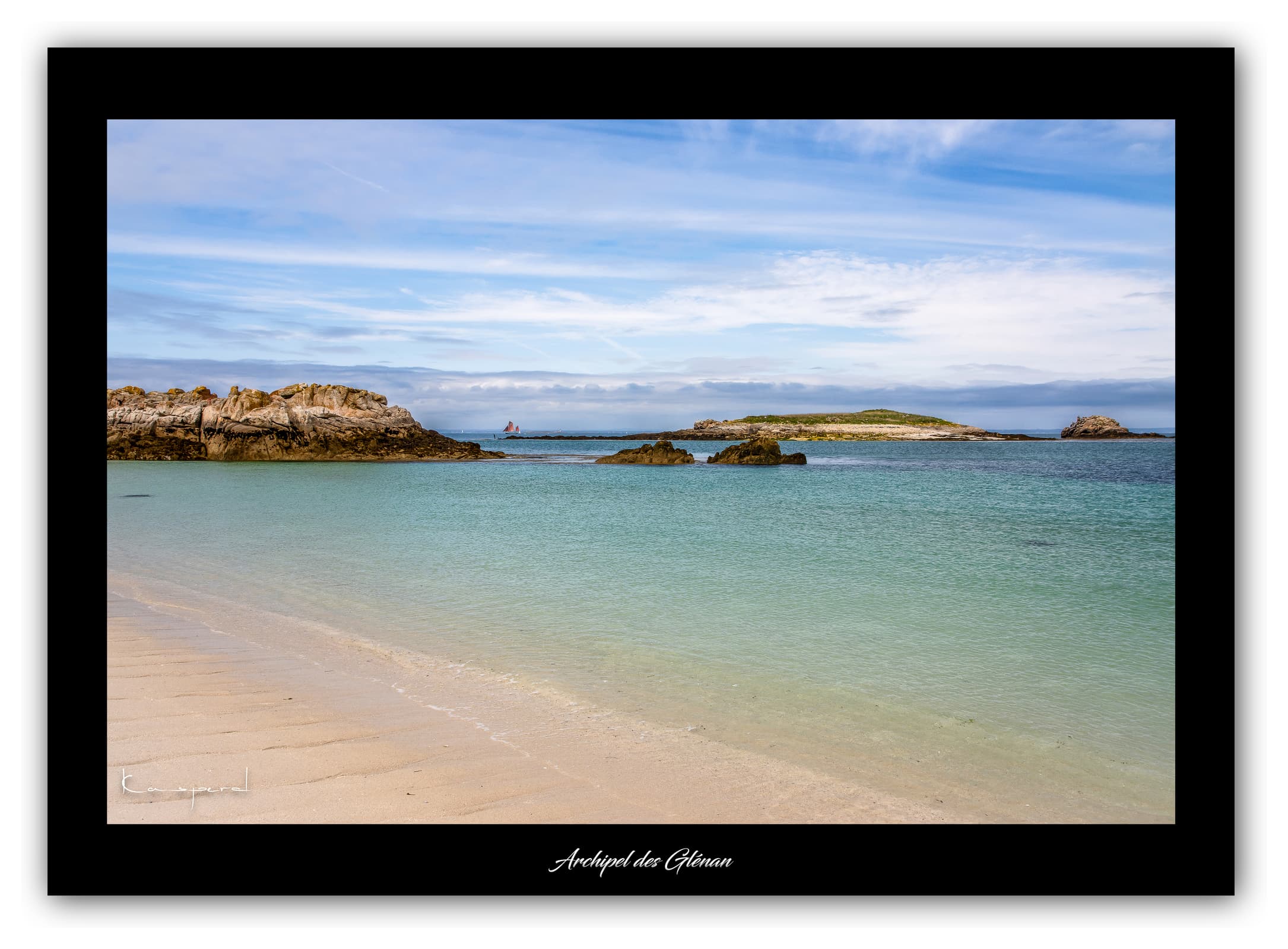Poster Les Glénan (Bretagne - France). Affiches Formats 30x40cm, 40x60 cm ou 50x70 cm. Impression sur Papier Photo. Décoration murale. Paysage. Océan. Îles.