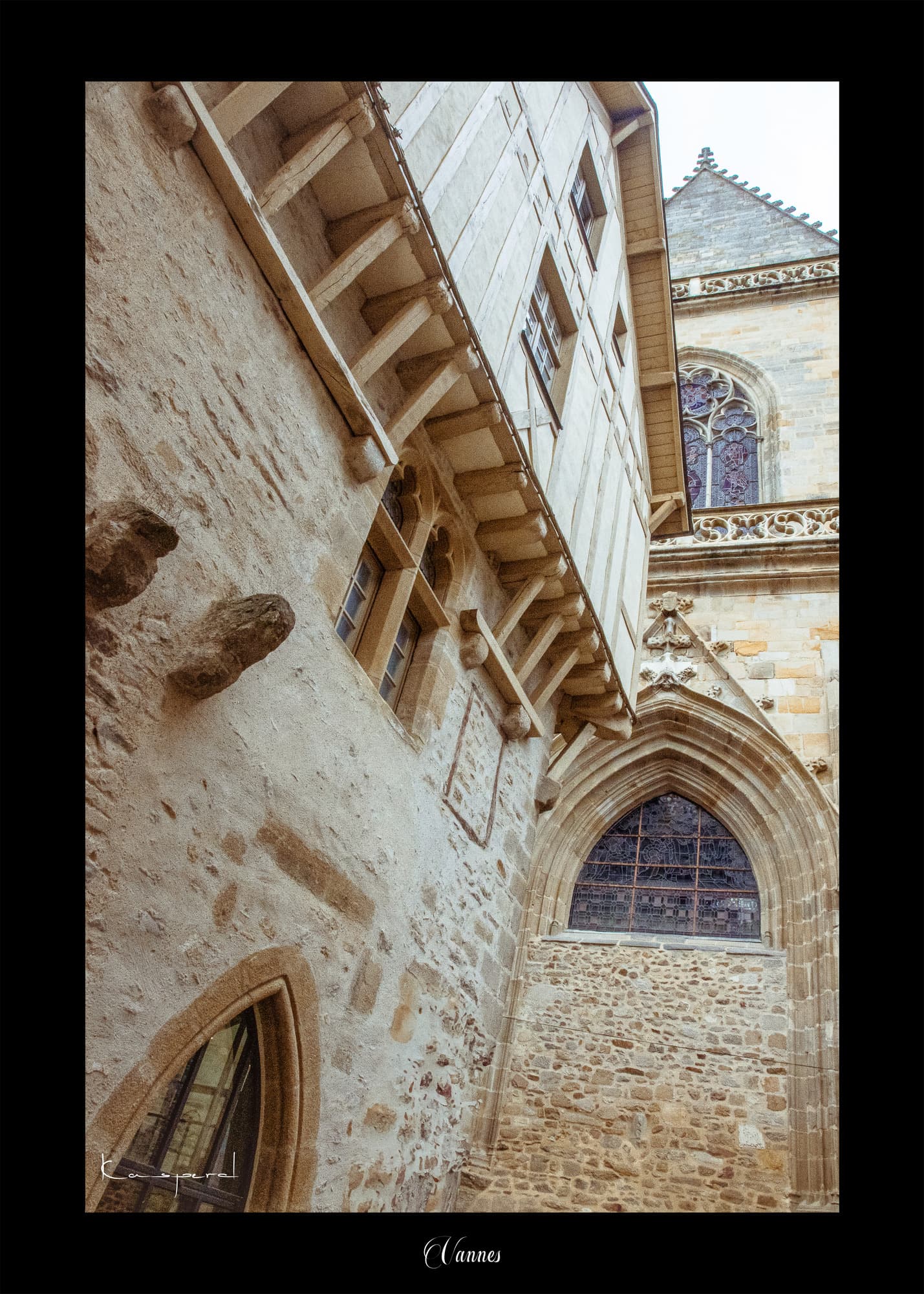 Poster Vannes (Bretagne - France). Affiches Formats 30x40cm, 40x60 cm ou 50x70 cm. Impression sur Papier Photo. Décoration murale. Architecture. Port.