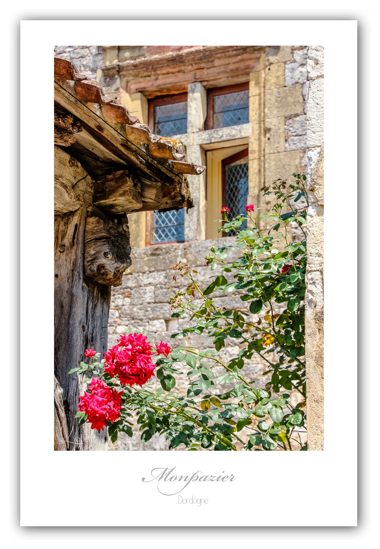 Générique Poster Monpazier - Dordogne (France) - Affiches Formats 30x40 cm, 40x60 cm ou 50x70 cm - Impression sur Papier Photo. Décoration Murale. Village. Architecture.