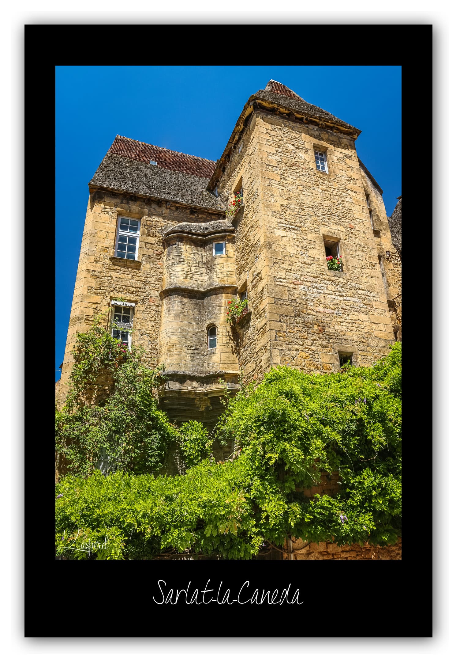 Poster Sarlat-la-Canéda - Dordogne (France). Affiches Formats 30x40 cm, 40x60 cm ou 50x70 cm. Impression sur Papier Photo. Décoration murale. Paysage. Architecture.