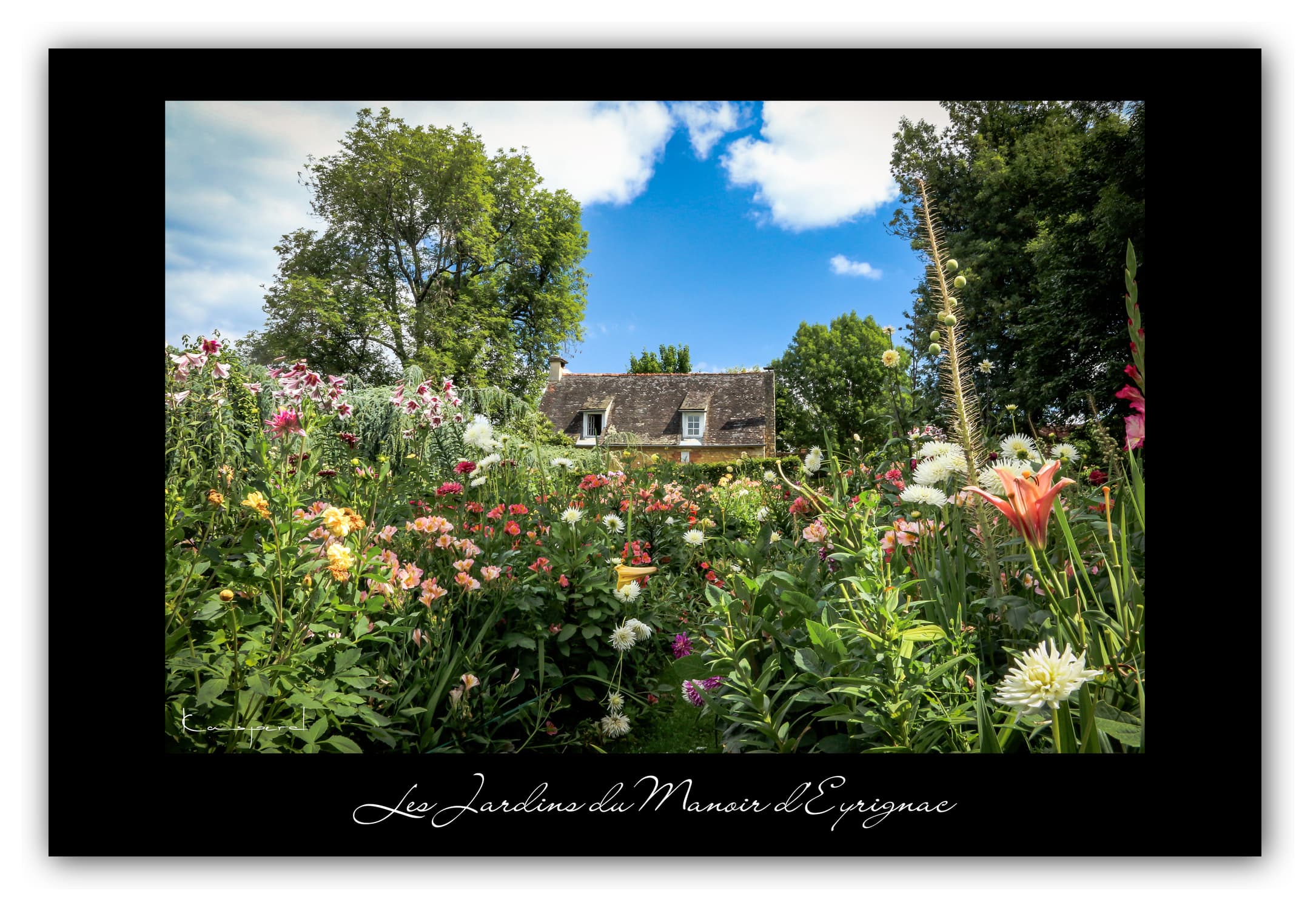 Poster Jardins du Manoir d'Eyrignac - Dordogne (France). Affiches Formats 30x40 cm, 40x60 cm ou 50x70 cm. Impression sur Papier Photo. Décoration murale. Paysage. Nature.