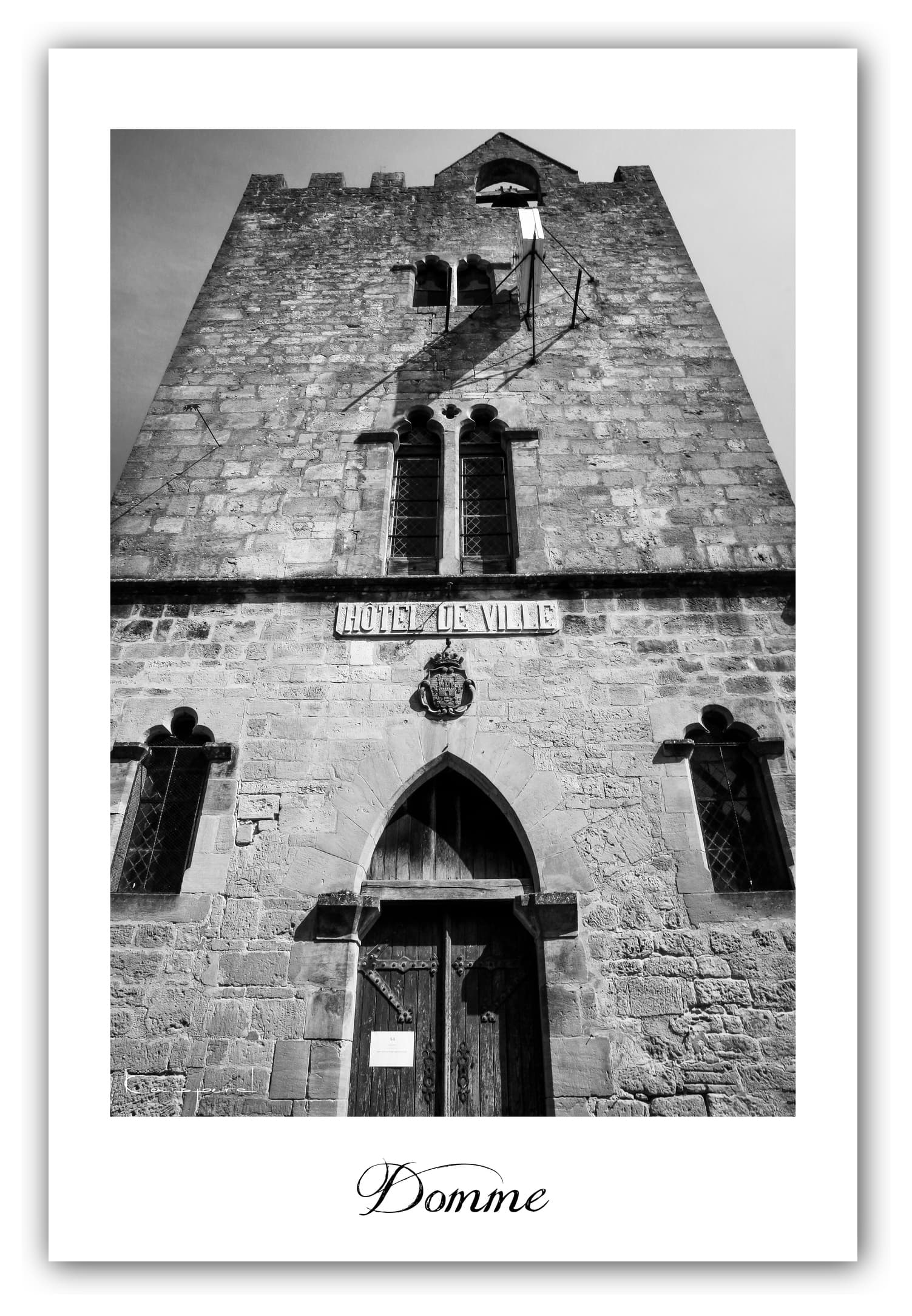 Poster Domme - Dordogne (France). Affiches Formats 30x40 cm, 40x60 cm ou 50x70 cm. Impression sur Papier Photo. Décoration murale. Paysage. Architecture.