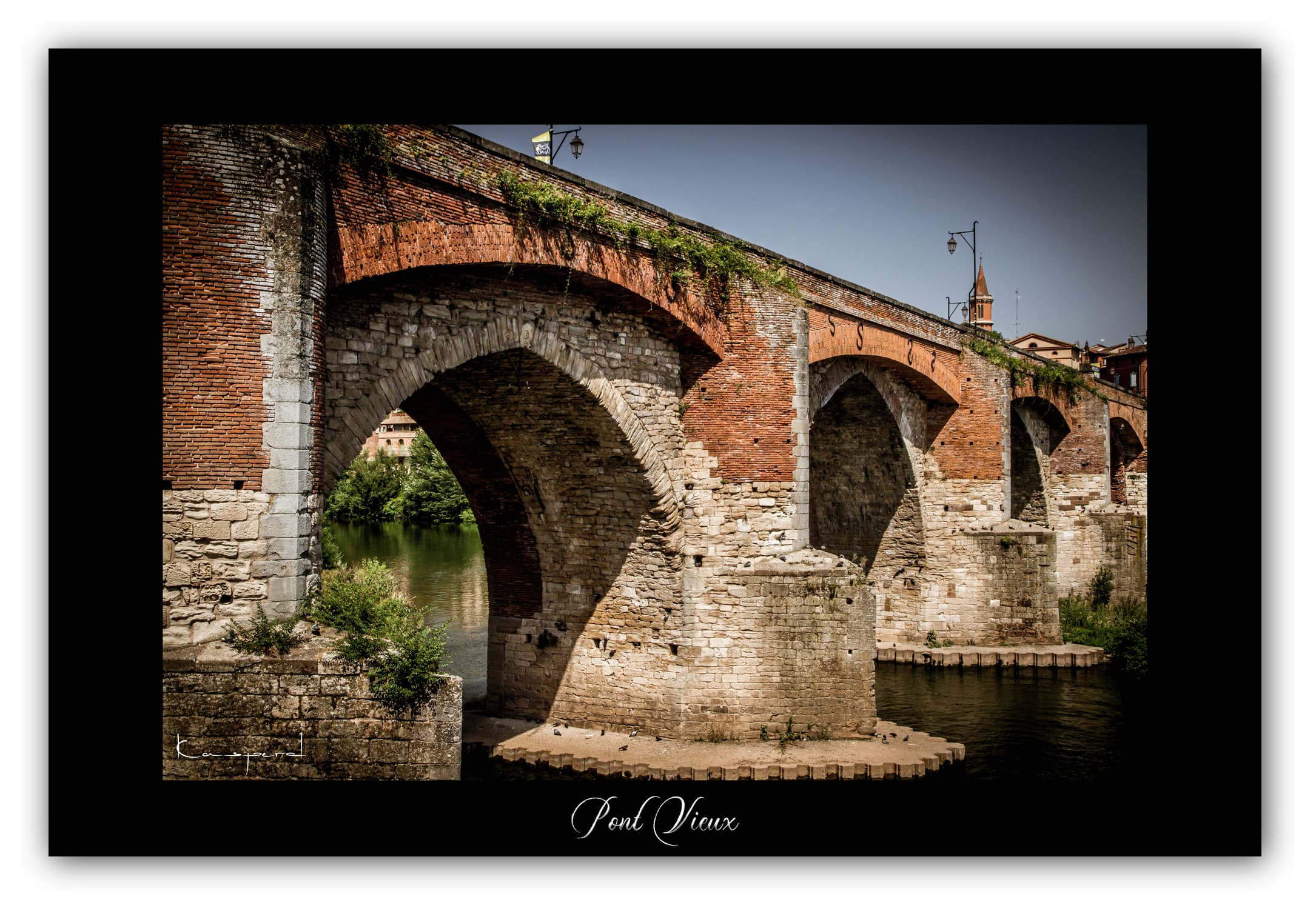 Poster Albi - Tarn (France). Affiches Formats 30x40 cm, 40x60 cm ou 50x70 cm. Impression sur Papier Photo. Décoration murale. Architecture.