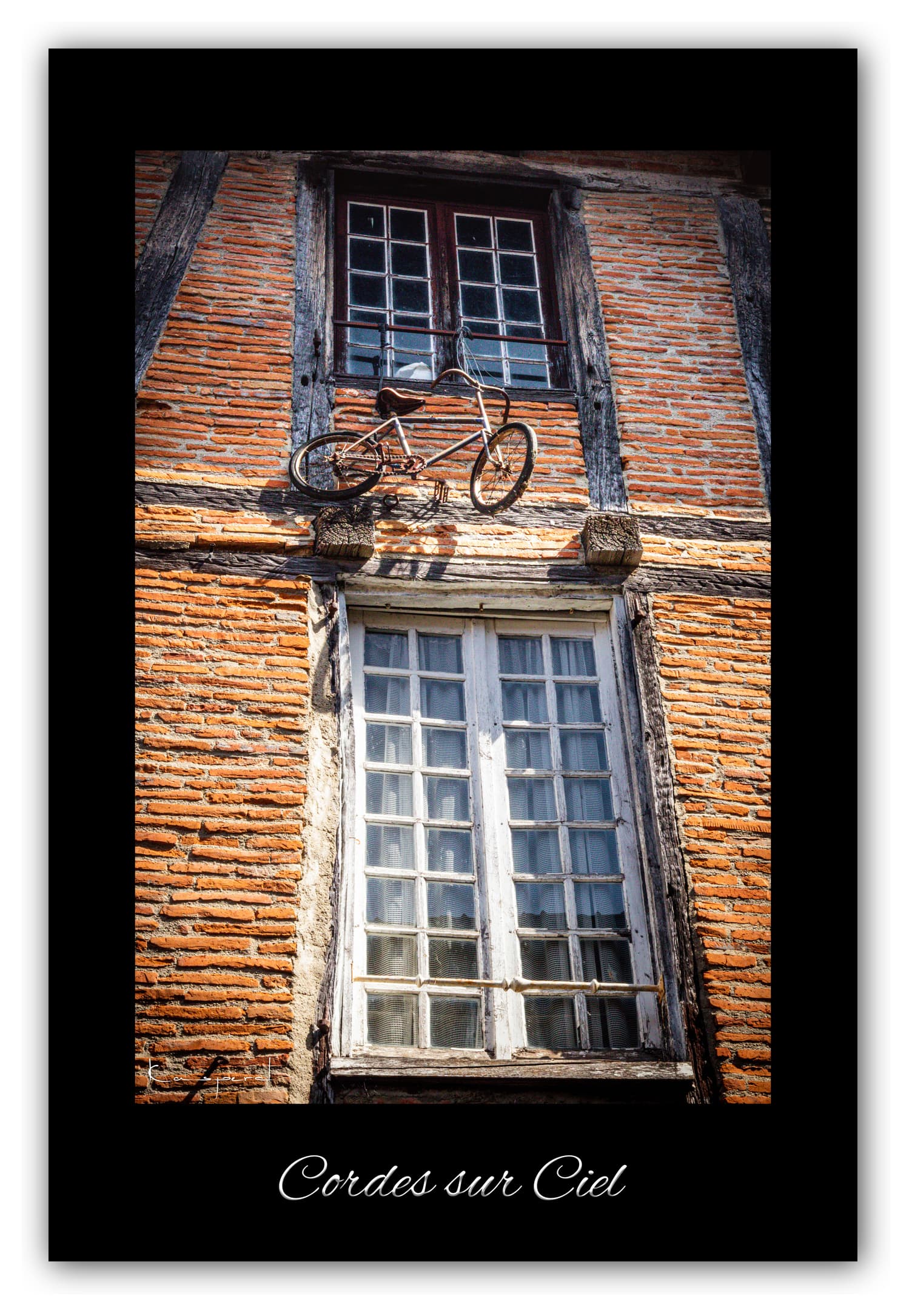 Poster Cordes-sur-Ciel - Tarn (France). Affiches Formats 30x40 cm, 40x60 cm ou 50x70 cm. Impression sur Papier Photo. Décoration murale. Architecture.