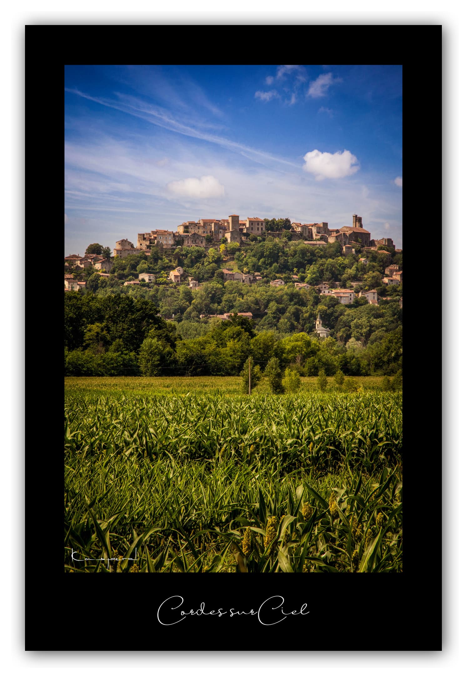 Poster Cordes-sur-Ciel - Tarn (France). Affiches Formats 30x40 cm, 40x60 cm ou 50x70 cm. Impression sur Papier Photo. Décoration murale. Architecture. Noir et Blanc.
