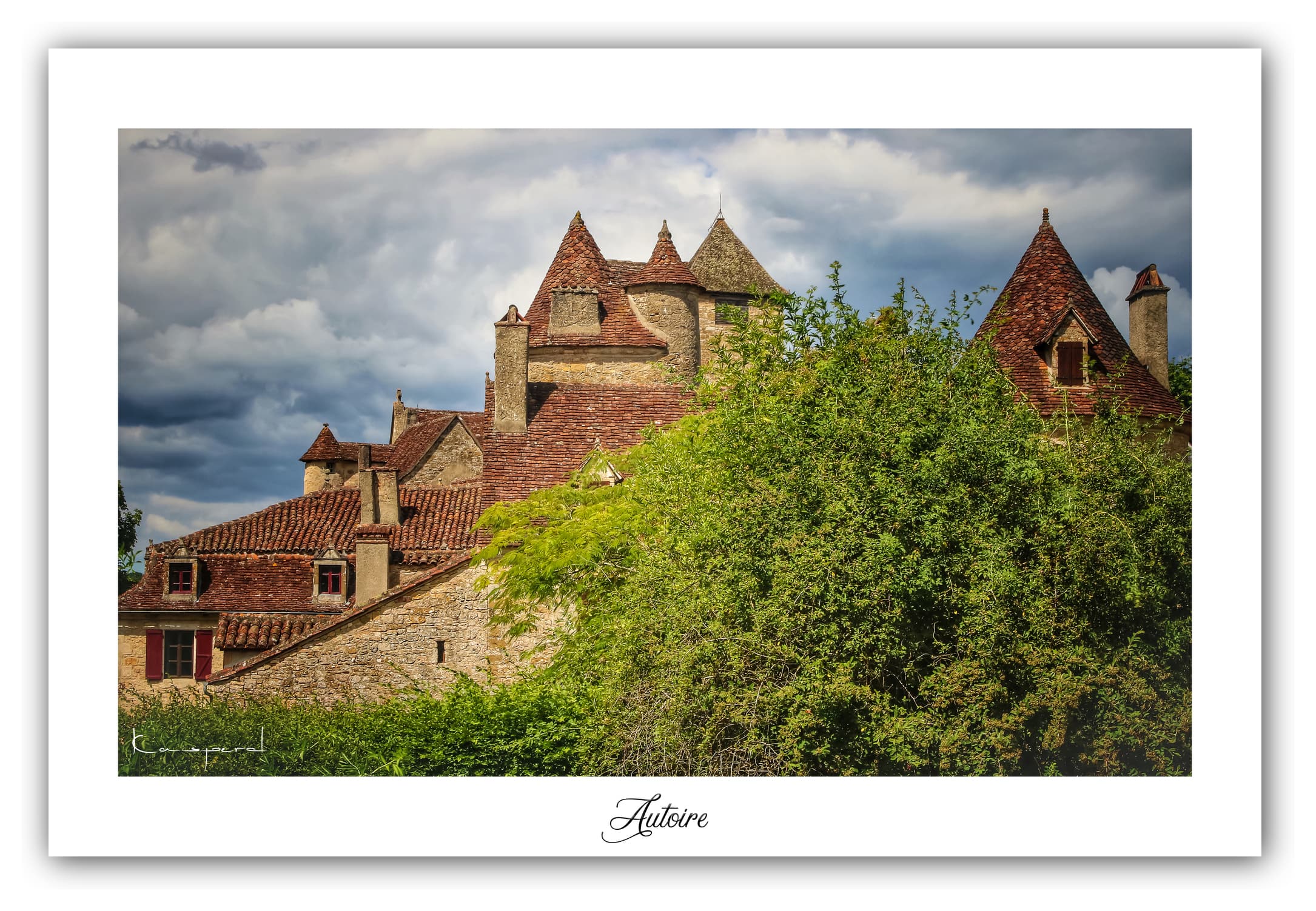 Poster Autoire - Lot (France). Affiches Formats 30x40 cm, 40x60 cm ou 50x70 cm. Impression sur Papier Photo. Décoration murale. Paysage. Architecture.